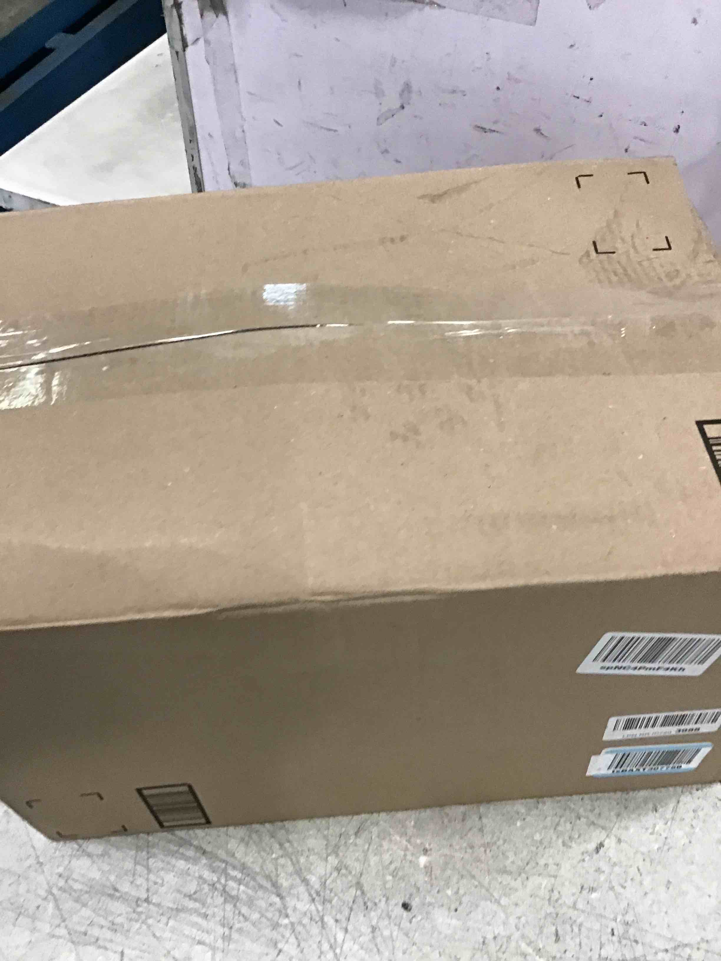 https://s3.amazonaws.com/lotting-images-prod/bidfta/BLU6410925_1719424017402.jpeg