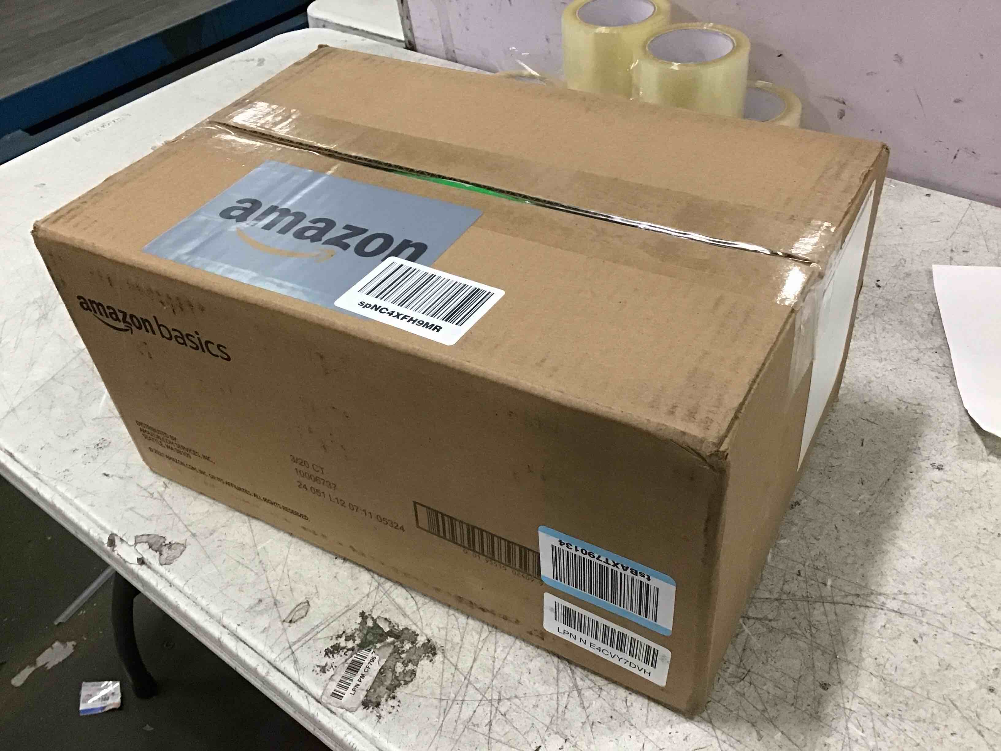 https://s3.amazonaws.com/lotting-images-prod/bidfta/BLU6411072_1719536044743.jpeg