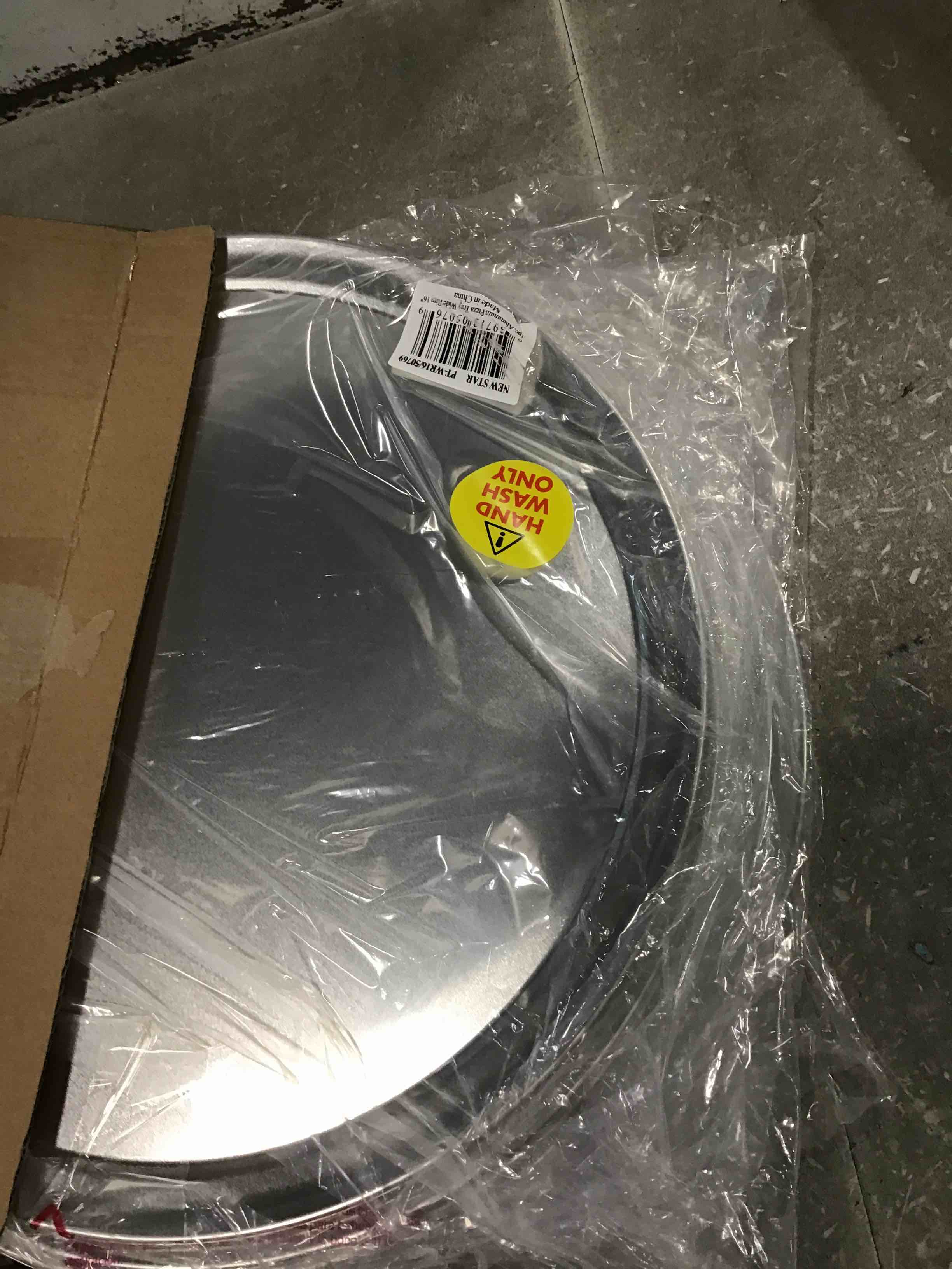 https://s3.amazonaws.com/lotting-images-prod/bidfta/BLU6411181_1719581846379.jpeg