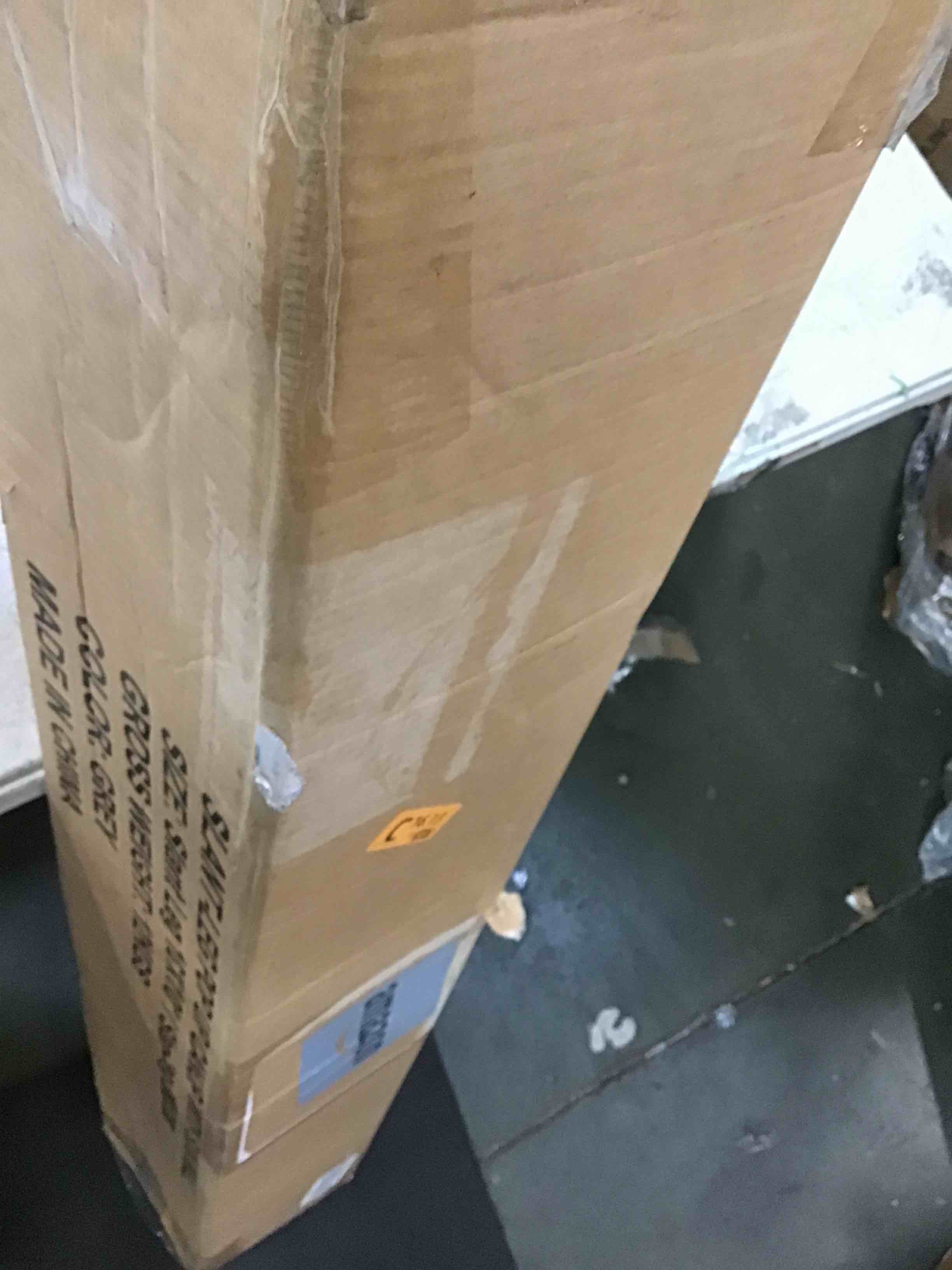 https://s3.amazonaws.com/lotting-images-prod/bidfta/BLU6413663_1719418752616.jpeg