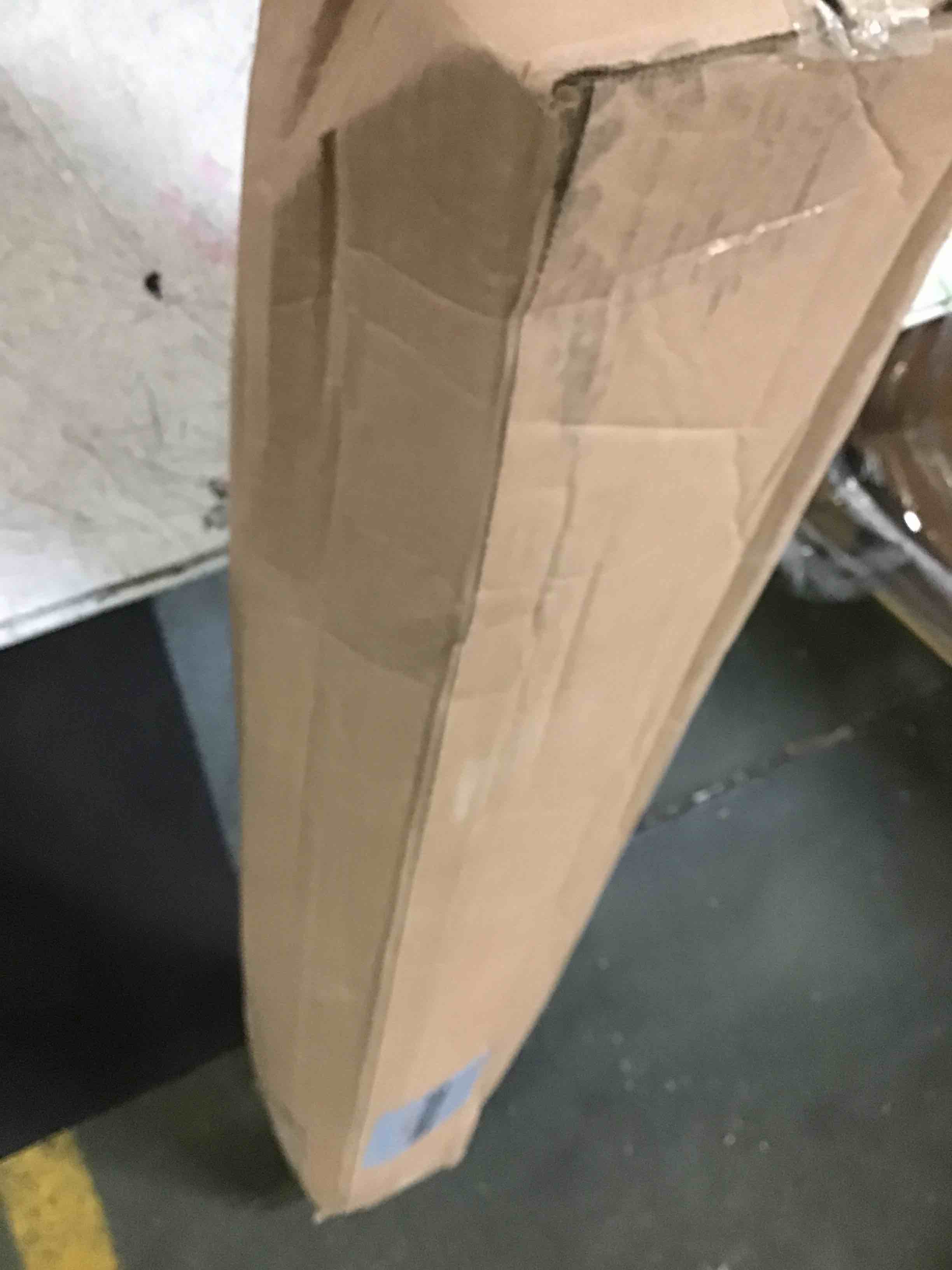 https://s3.amazonaws.com/lotting-images-prod/bidfta/BLU6413733_1719429864382.jpeg