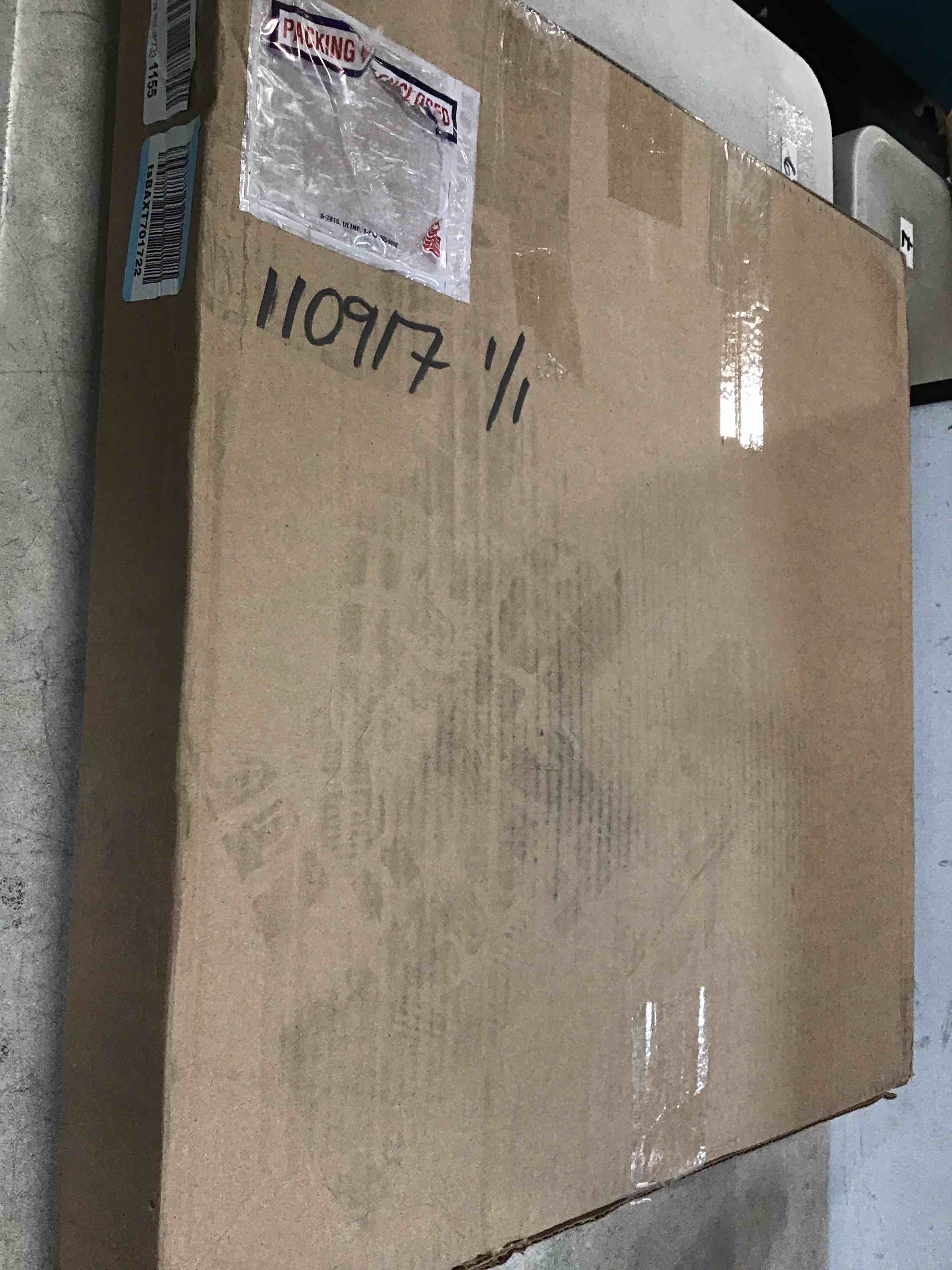 https://s3.amazonaws.com/lotting-images-prod/bidfta/BLU6414167_1719587872550.jpeg