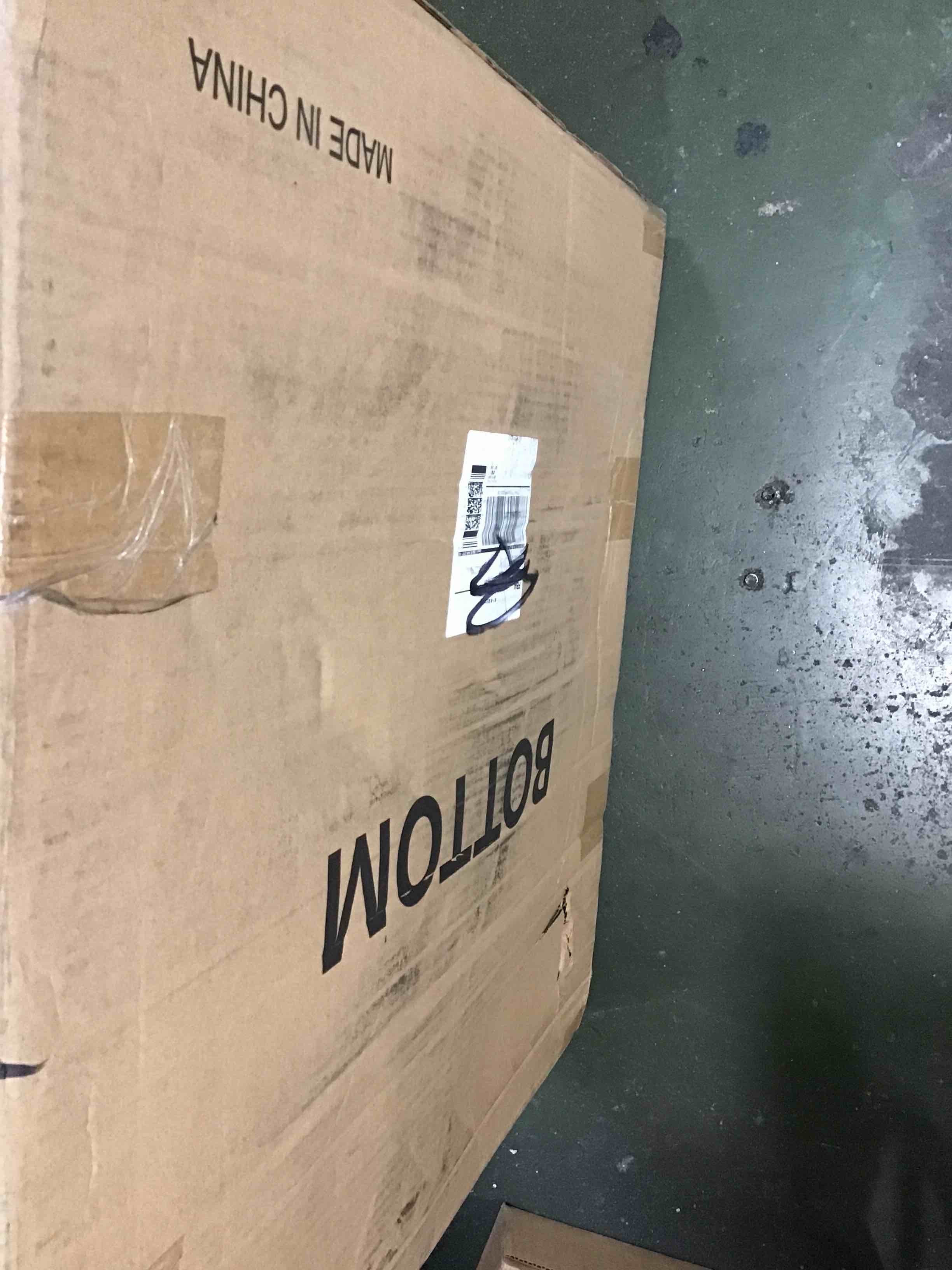 https://s3.amazonaws.com/lotting-images-prod/bidfta/BLU6414238_1719598079977.jpeg