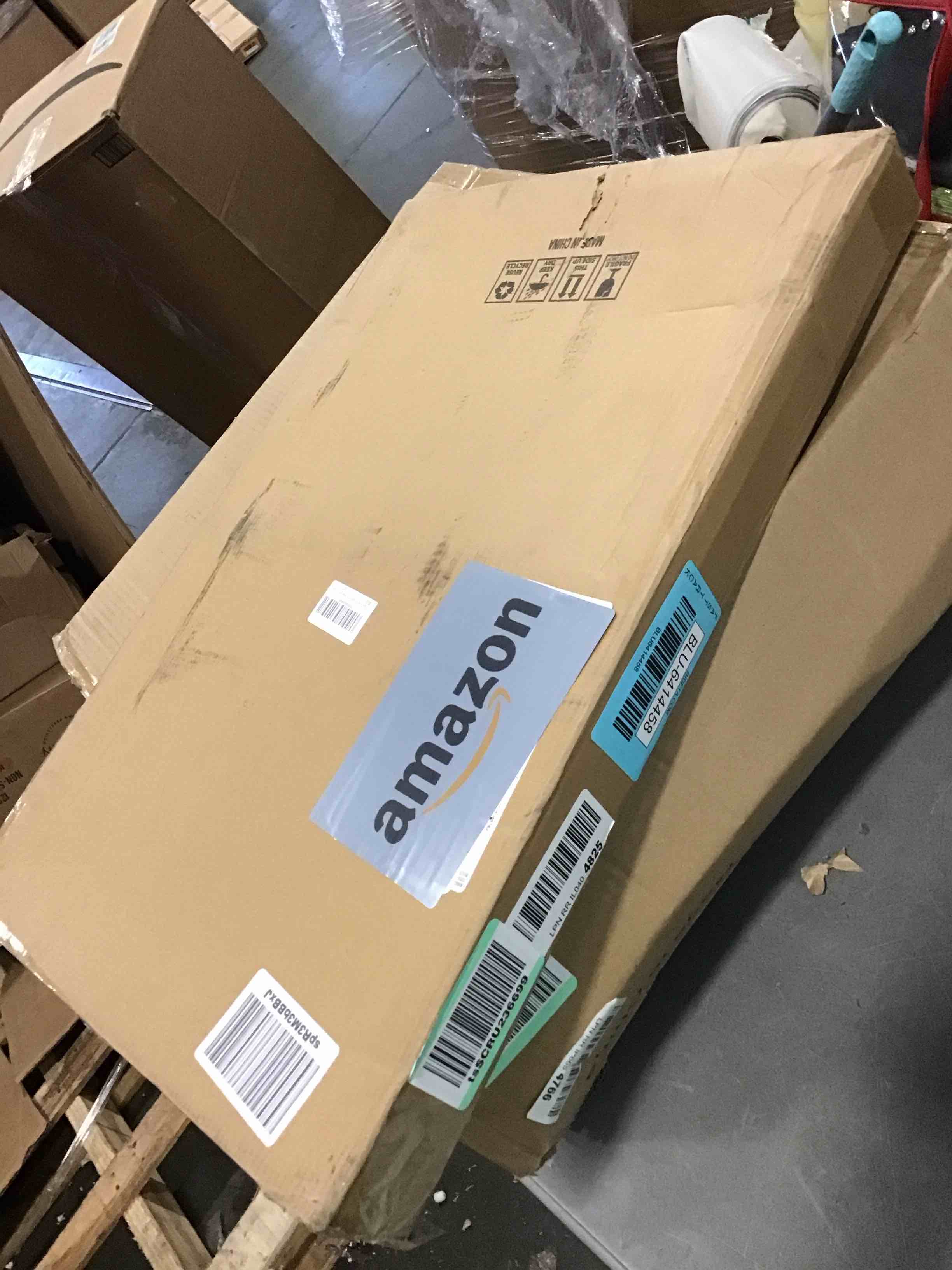 https://s3.amazonaws.com/lotting-images-prod/bidfta/BLU6414458_1719236507273.jpeg