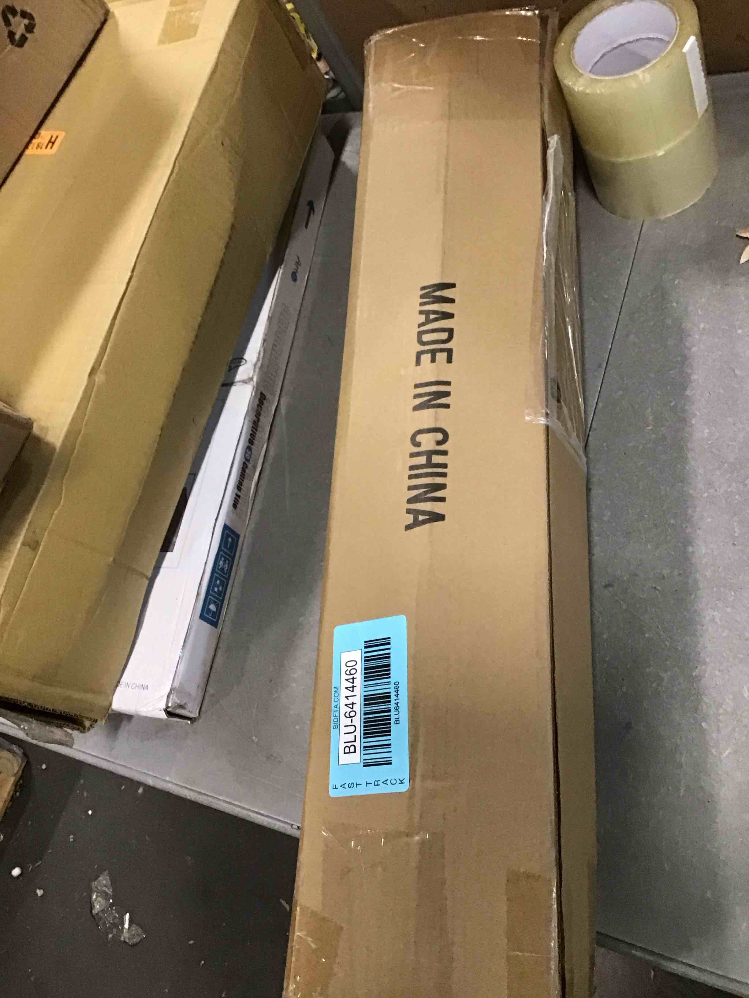 https://s3.amazonaws.com/lotting-images-prod/bidfta/BLU6414460_1719235467917.jpeg