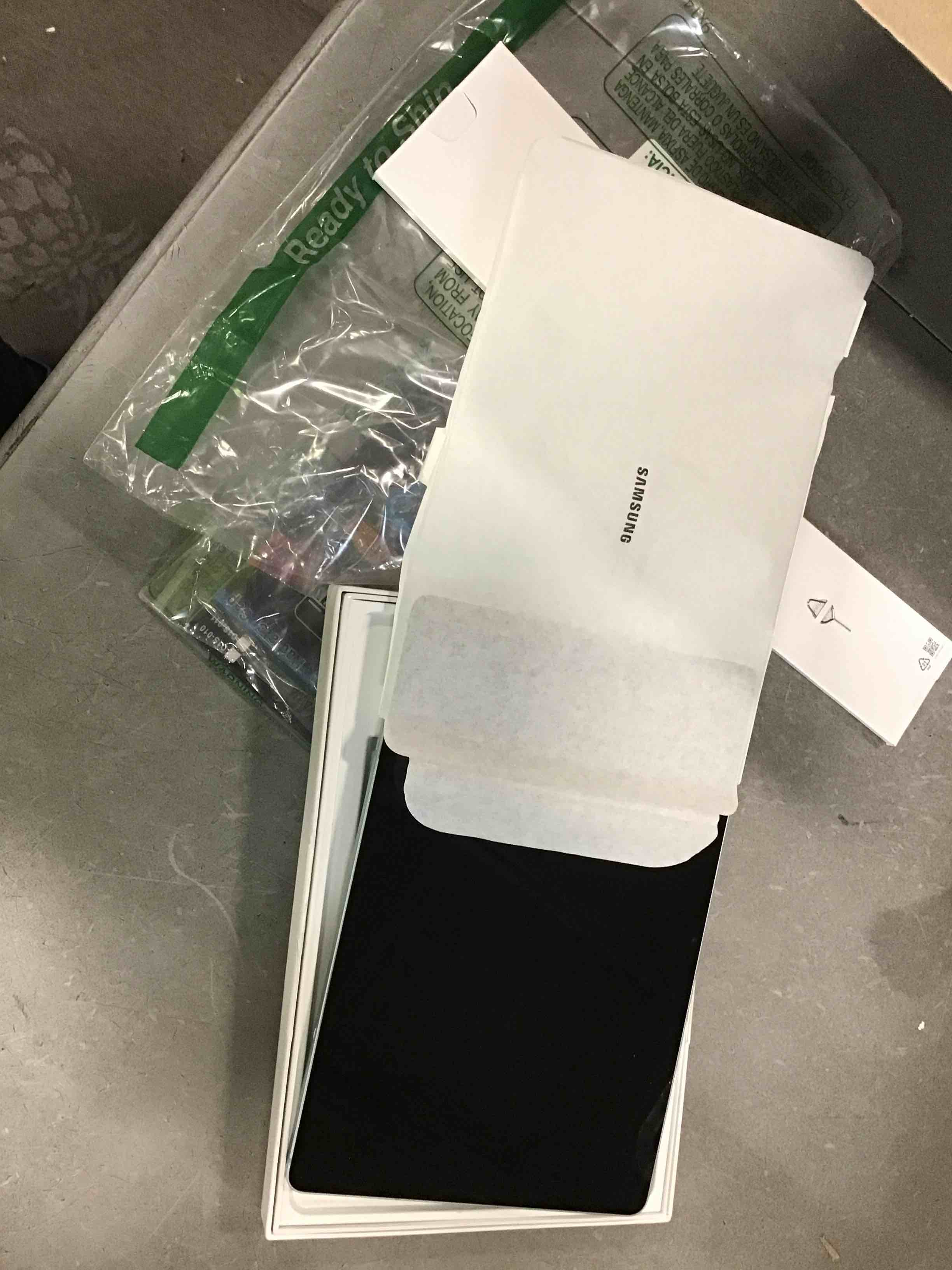 https://s3.amazonaws.com/lotting-images-prod/bidfta/BLU6414487_1719241472170.jpeg