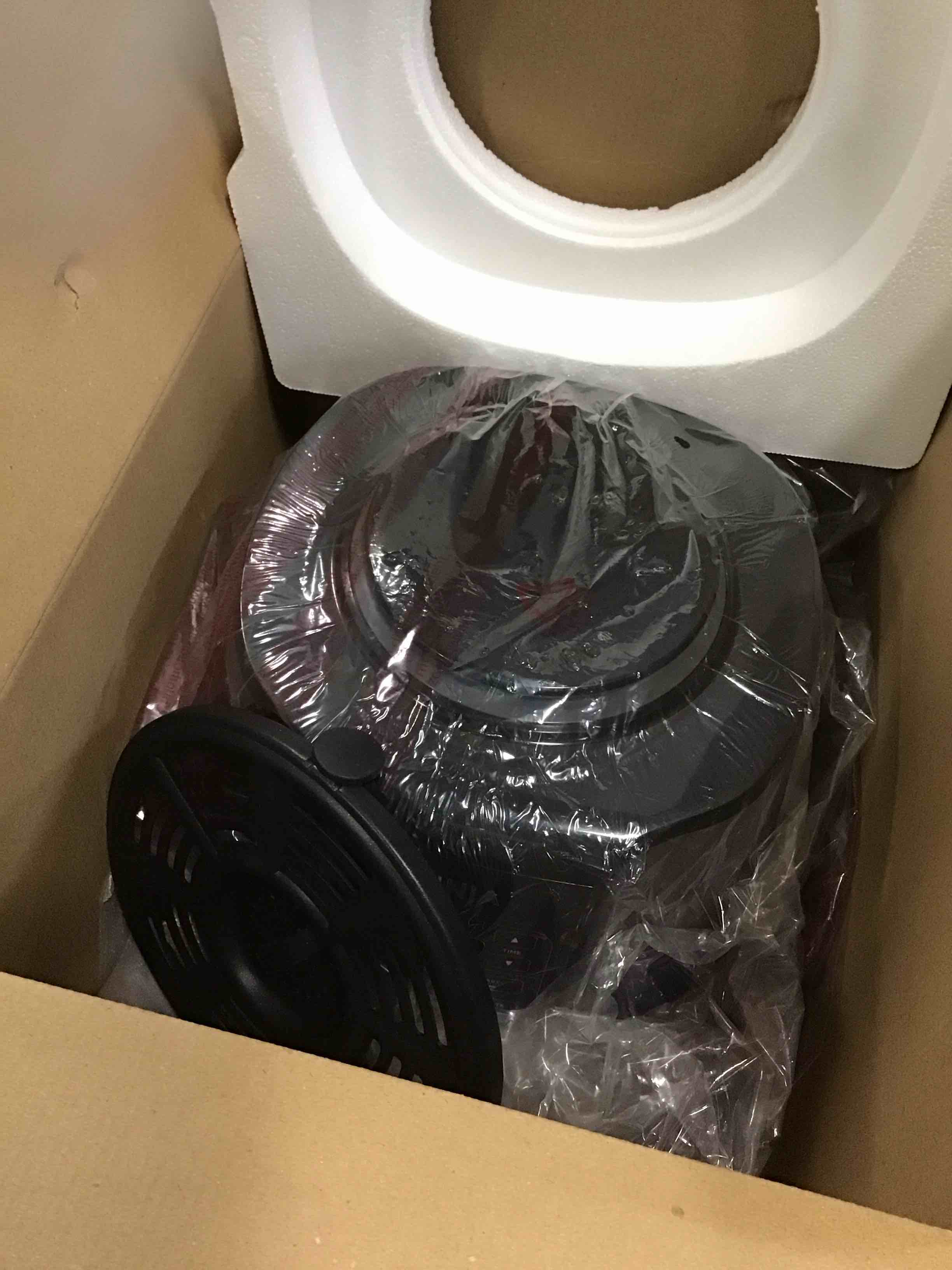 https://s3.amazonaws.com/lotting-images-prod/bidfta/BLU6414556_1719251437659.jpeg