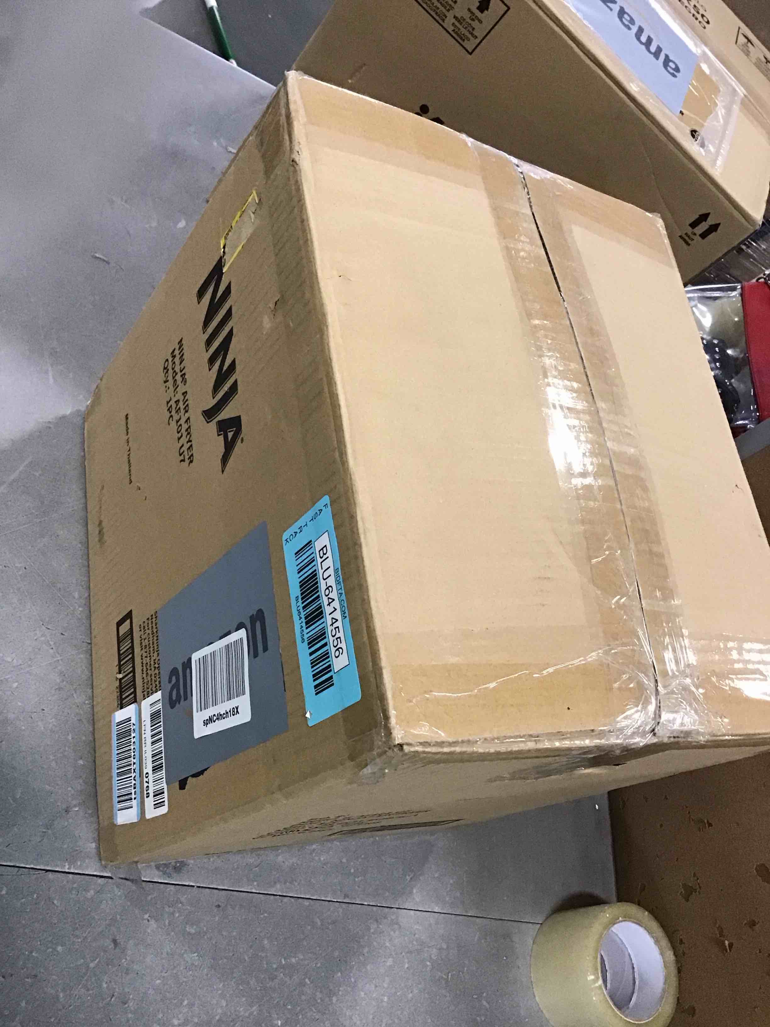 https://s3.amazonaws.com/lotting-images-prod/bidfta/BLU6414556_1719251467243.jpeg