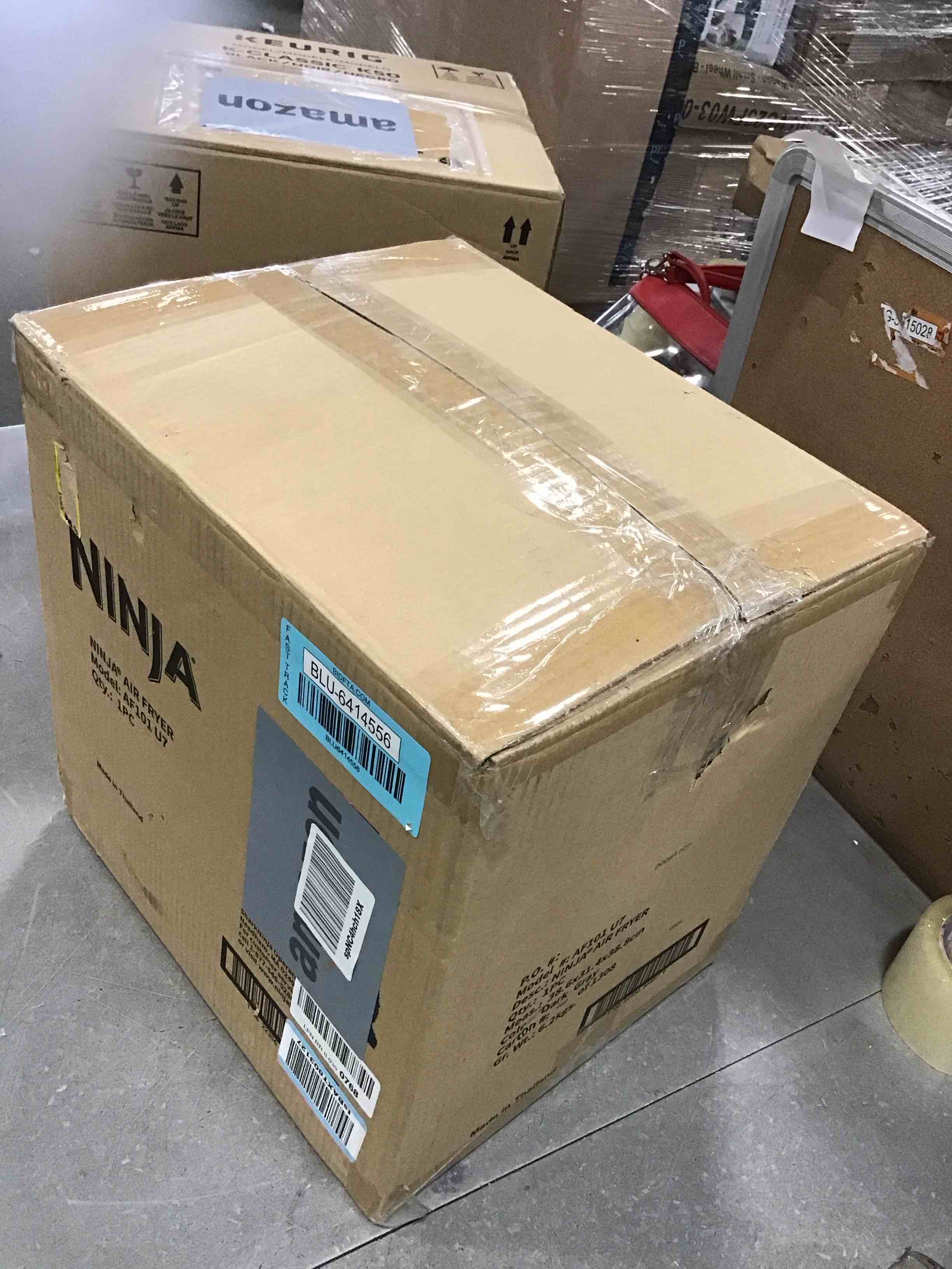 https://s3.amazonaws.com/lotting-images-prod/bidfta/BLU6414556_1719251486056.jpeg