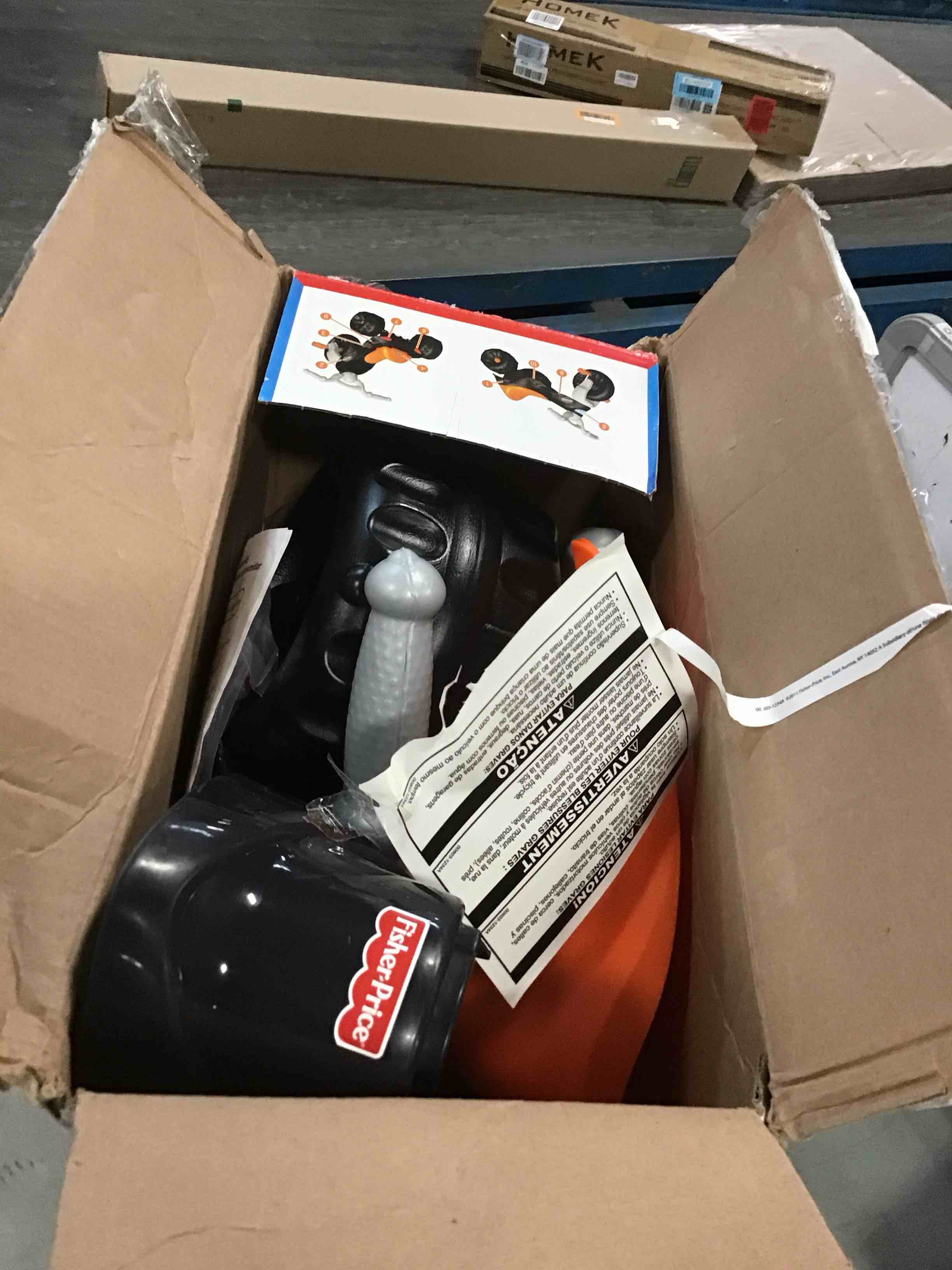 https://s3.amazonaws.com/lotting-images-prod/bidfta/BLU6414832_1719322474517.jpeg