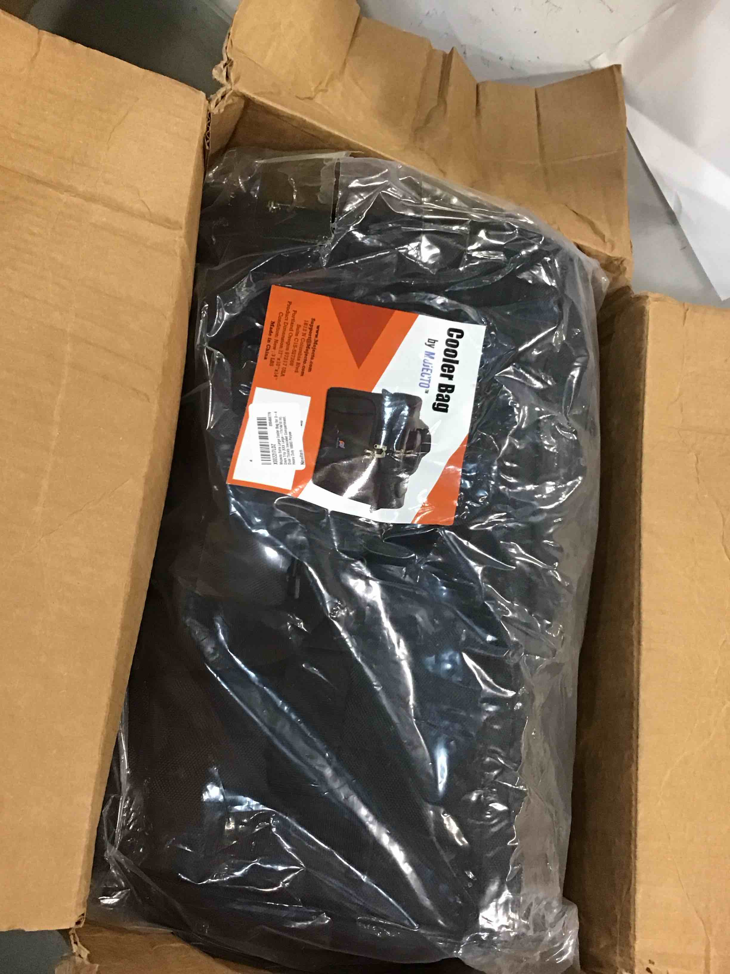 https://s3.amazonaws.com/lotting-images-prod/bidfta/BLU6414849_1719325251334.jpeg