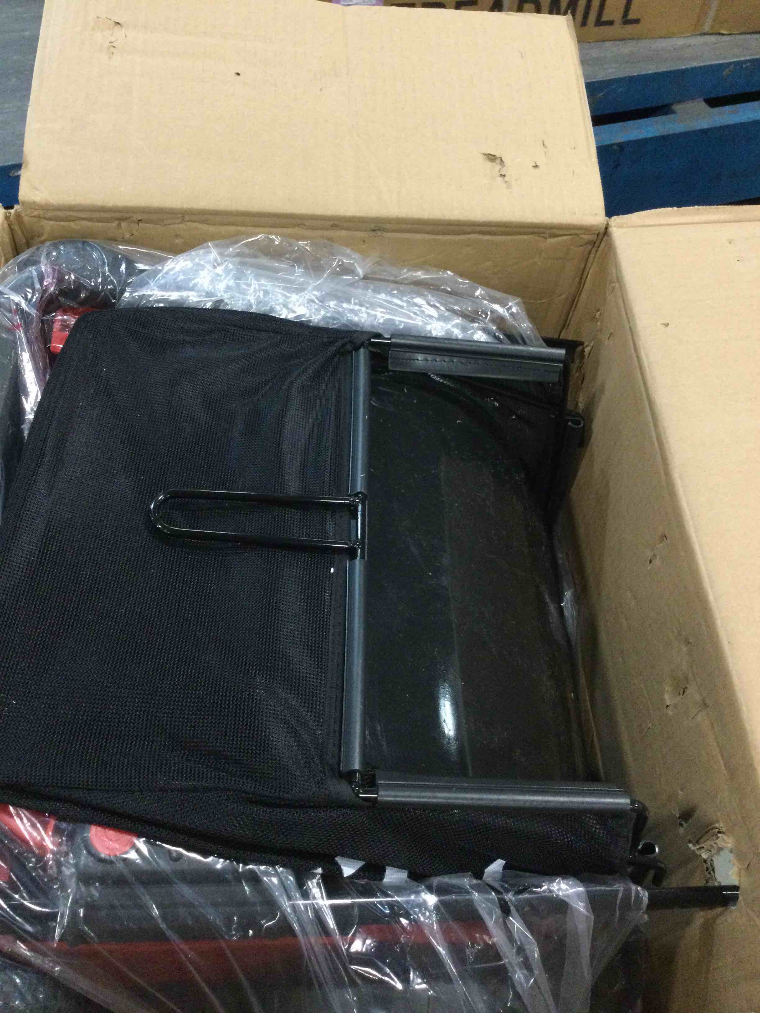 https://s3.amazonaws.com/lotting-images-prod/bidfta/BLU6415154_1719378188971.jpeg