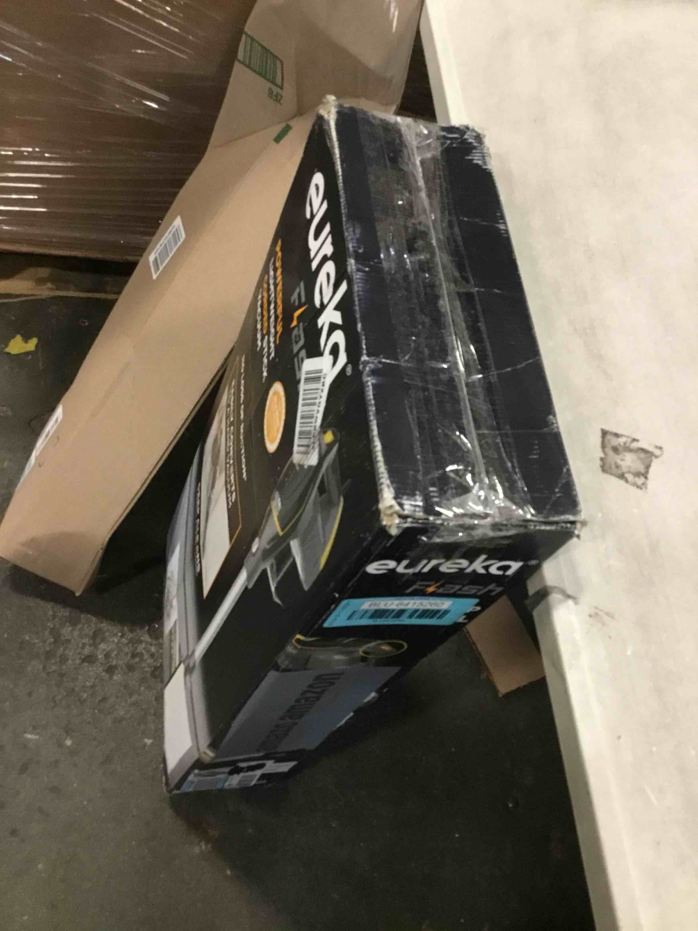 https://s3.amazonaws.com/lotting-images-prod/bidfta/BLU6415260_1719413173913.jpeg