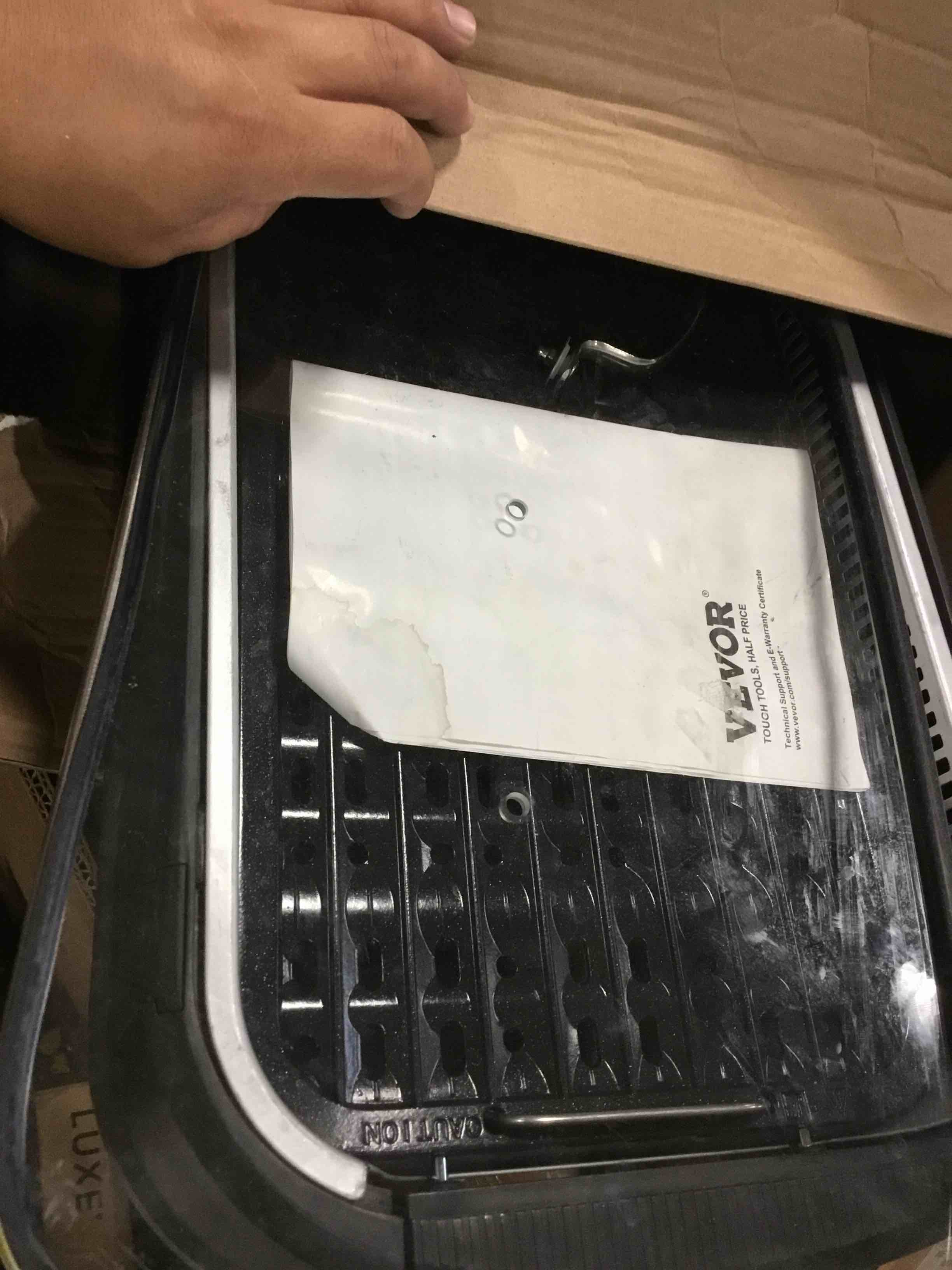 https://s3.amazonaws.com/lotting-images-prod/bidfta/BLU6415274_1719414778151.jpeg