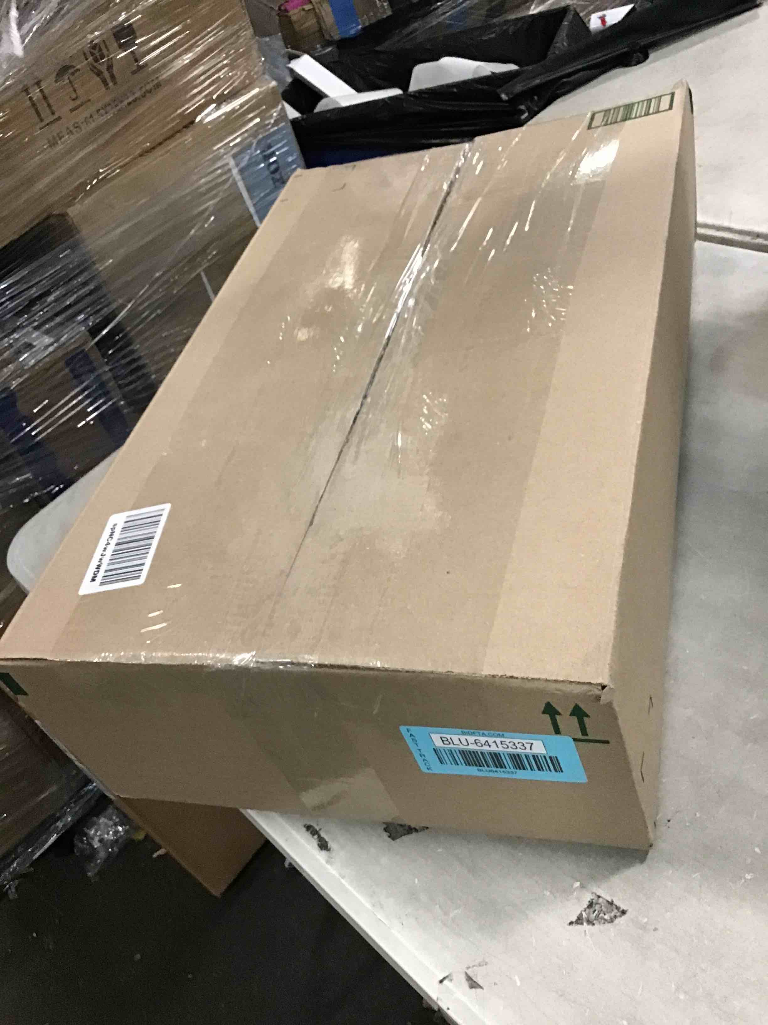 https://s3.amazonaws.com/lotting-images-prod/bidfta/BLU6415337_1719423541941.jpeg
