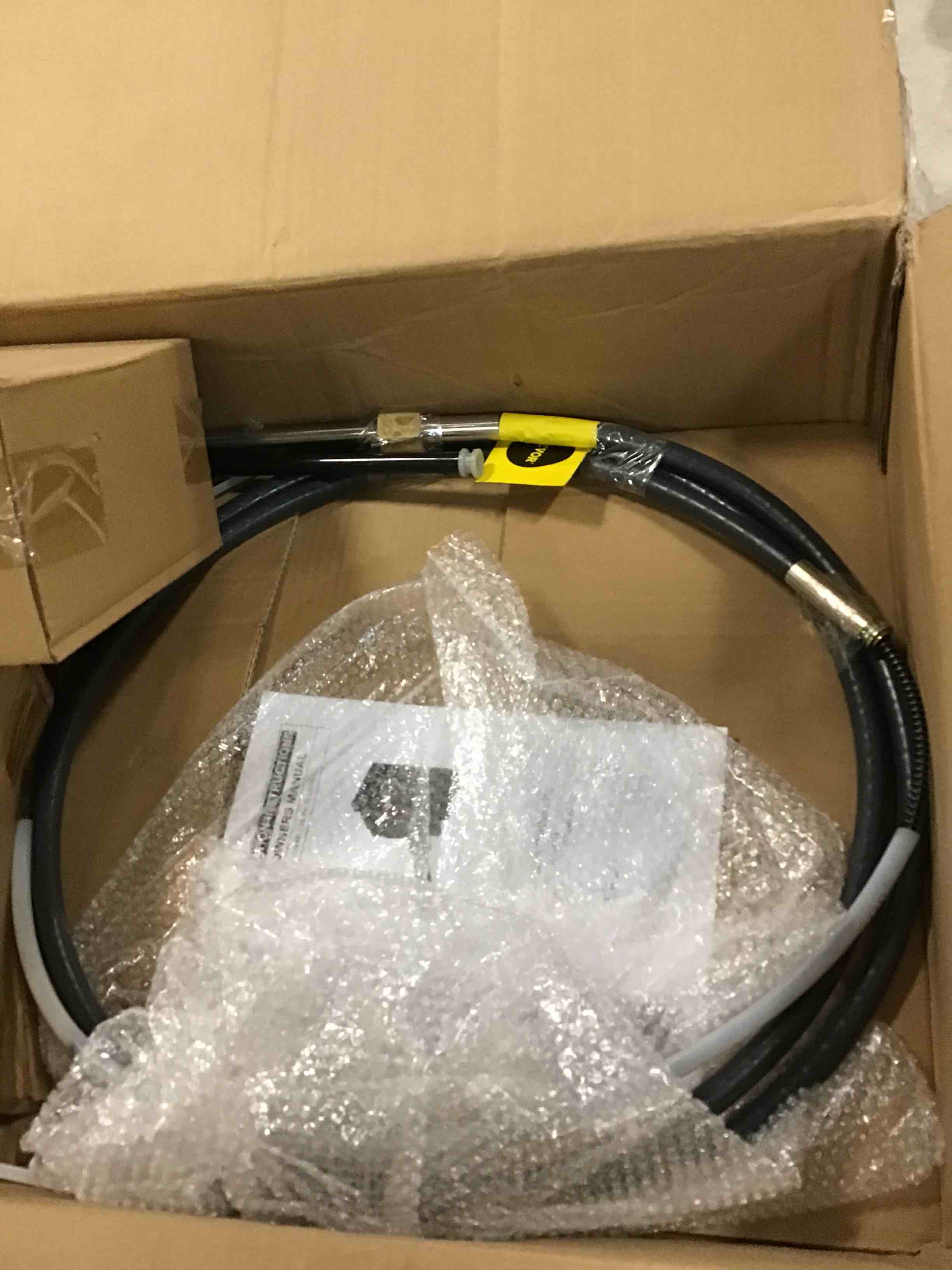 https://s3.amazonaws.com/lotting-images-prod/bidfta/BLU6415387_1719430216093.jpeg