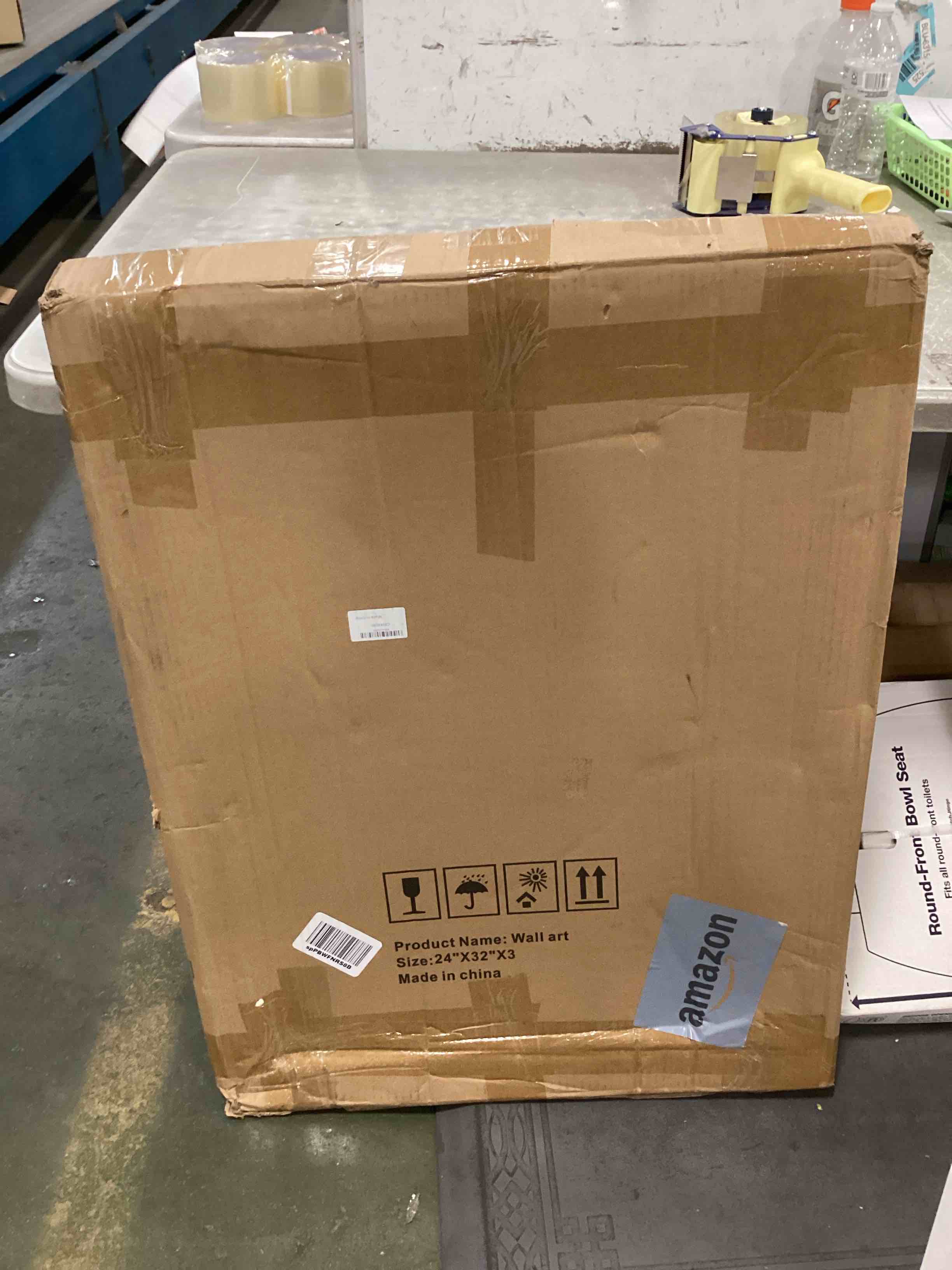 https://s3.amazonaws.com/lotting-images-prod/bidfta/BLU6415493_1719971416904.jpeg