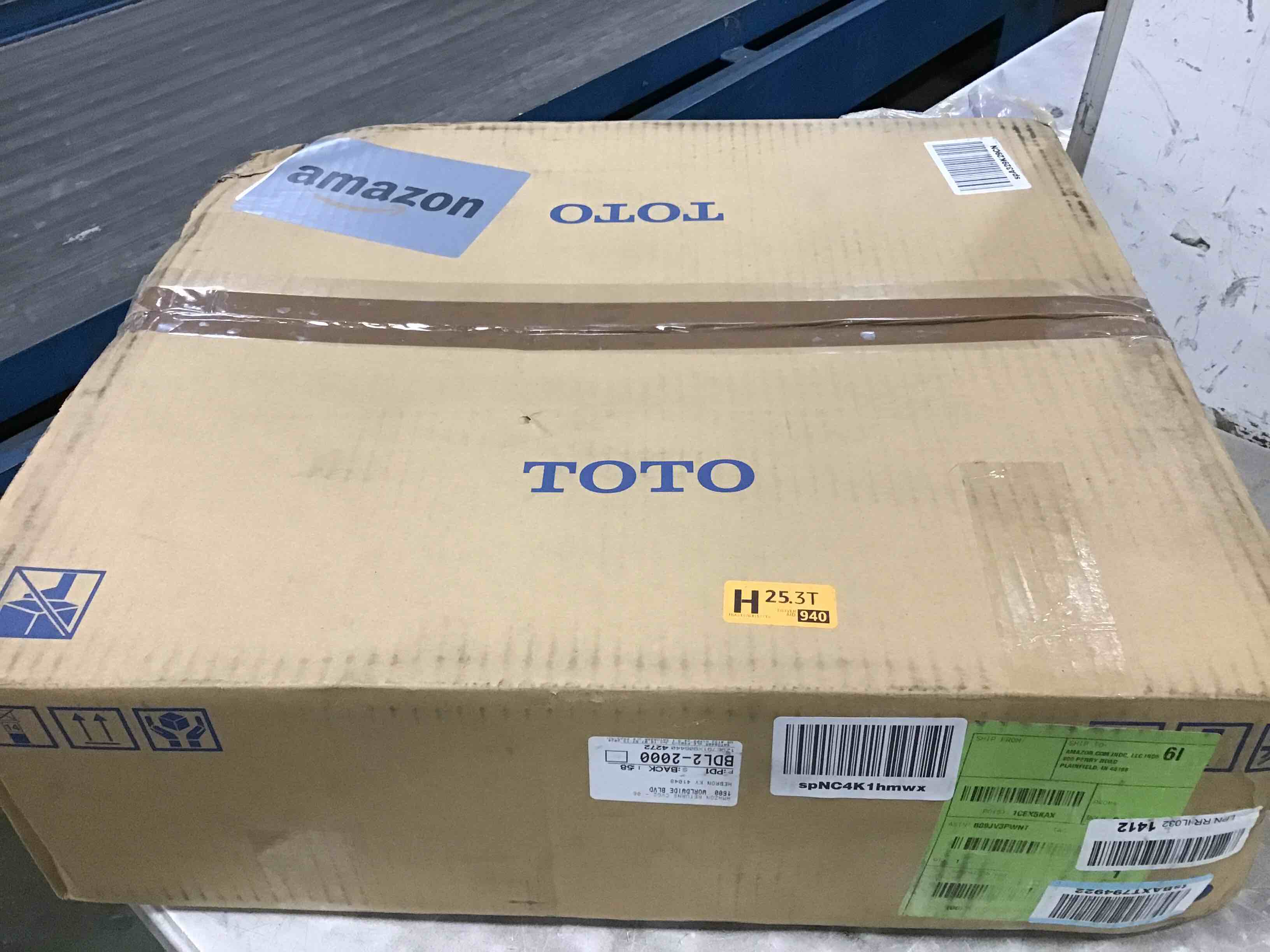 https://s3.amazonaws.com/lotting-images-prod/bidfta/BLU6415534_1719982331796.jpeg