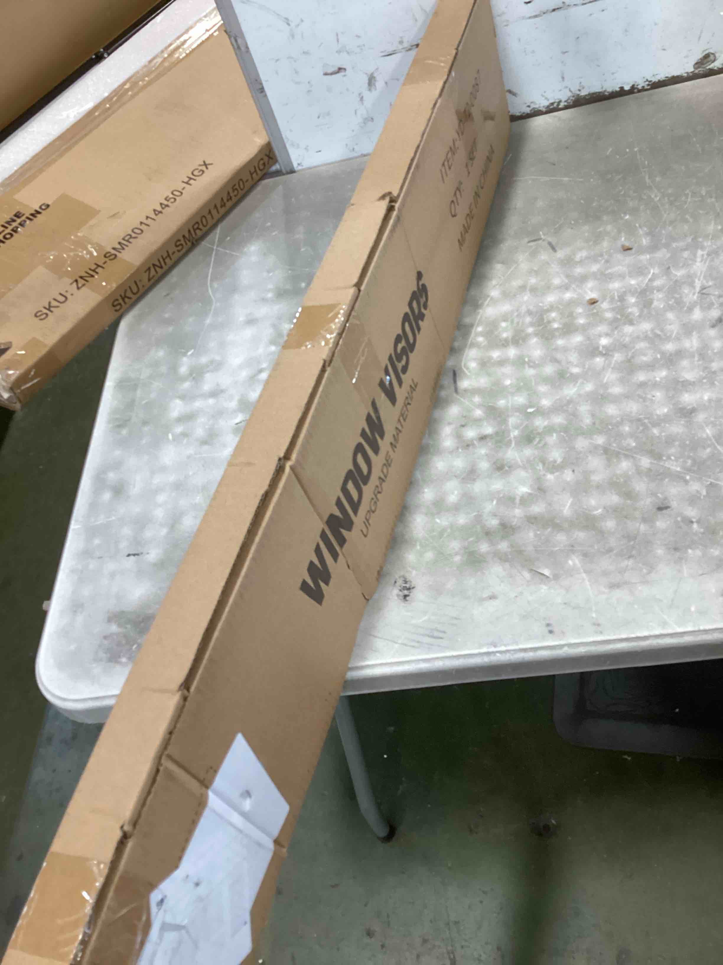 https://s3.amazonaws.com/lotting-images-prod/bidfta/BLU6415582_1720009268469.jpeg