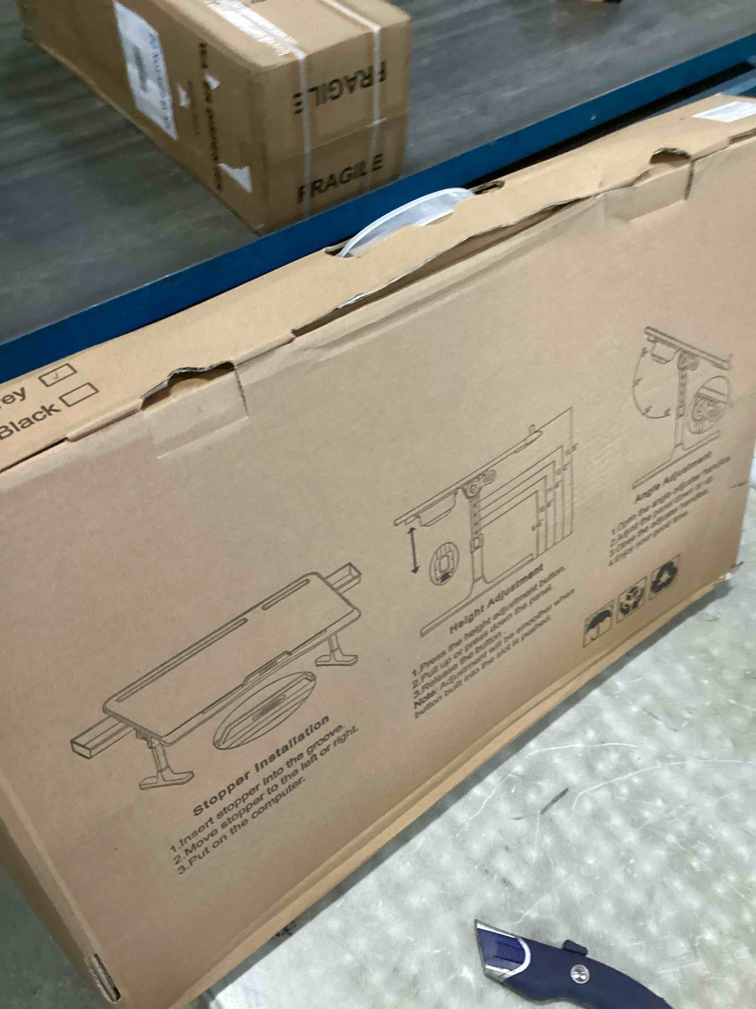https://s3.amazonaws.com/lotting-images-prod/bidfta/BLU6415687_1720022503388.jpeg