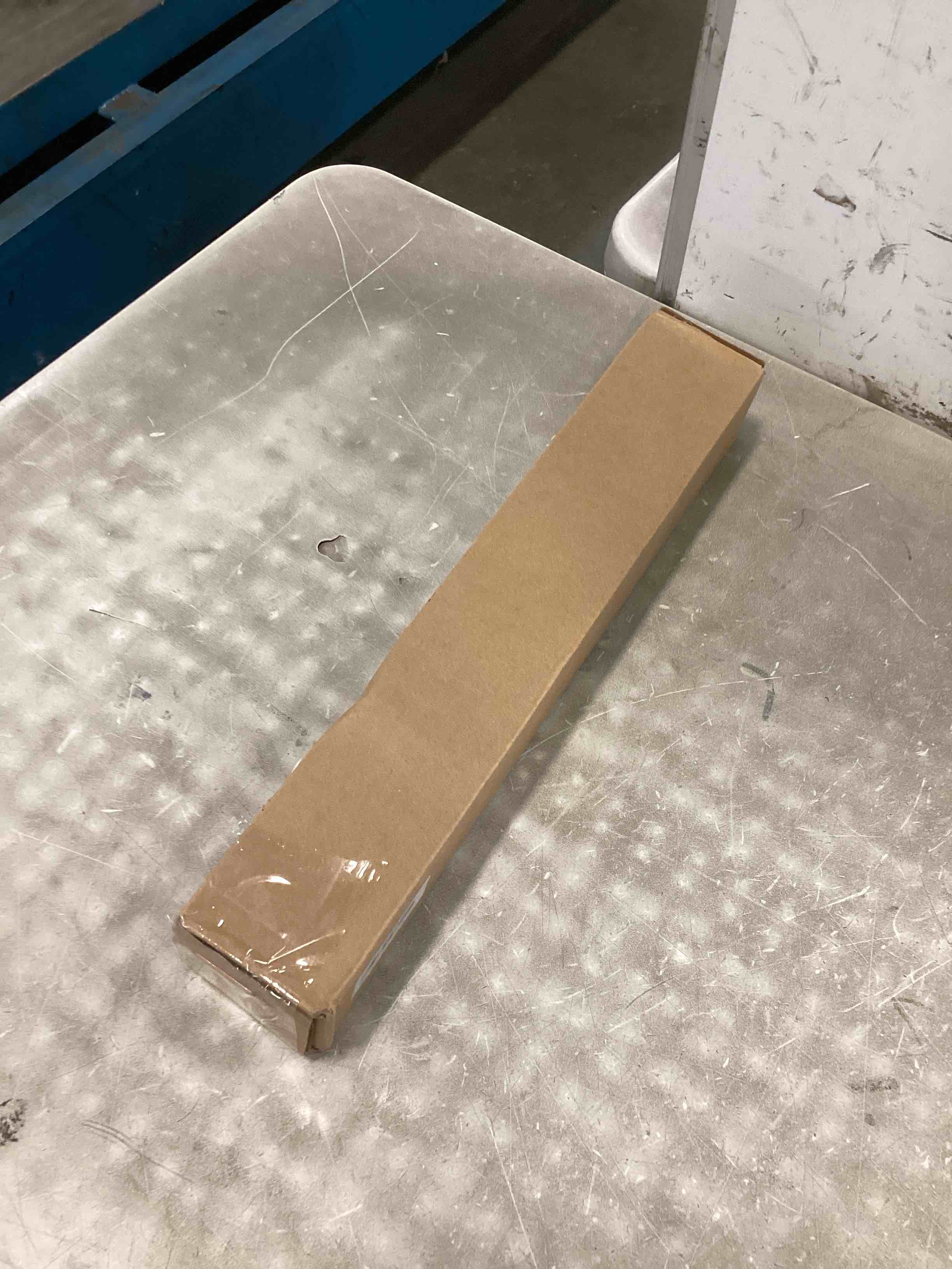 https://s3.amazonaws.com/lotting-images-prod/bidfta/BLU6415707_1720024470689.jpeg