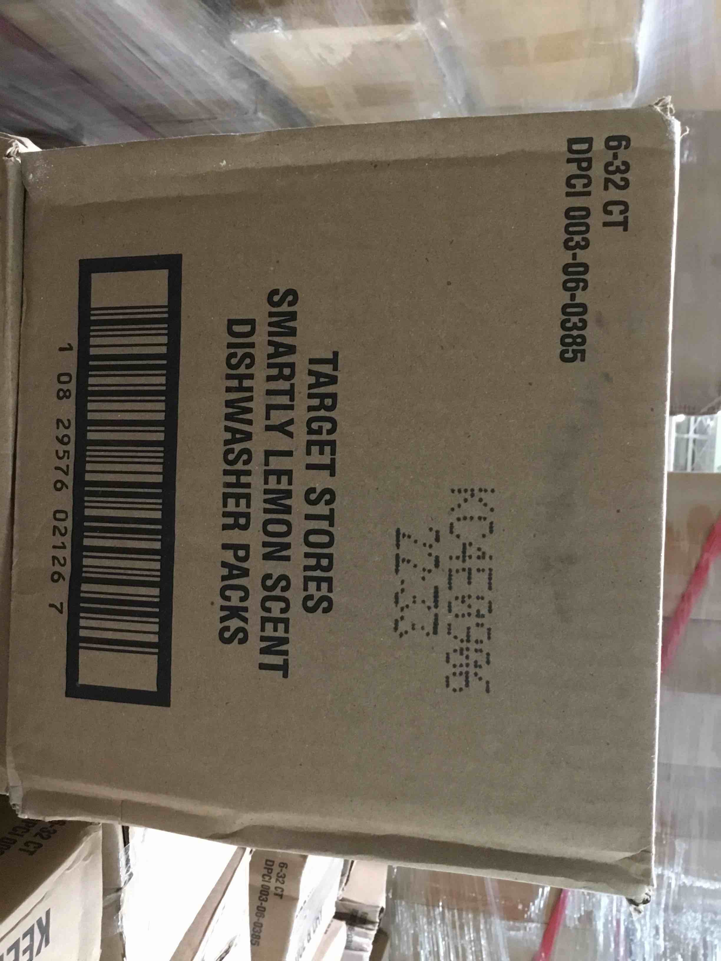 https://s3.amazonaws.com/lotting-images-prod/bidfta/BLU6417729_1721674051535.jpeg