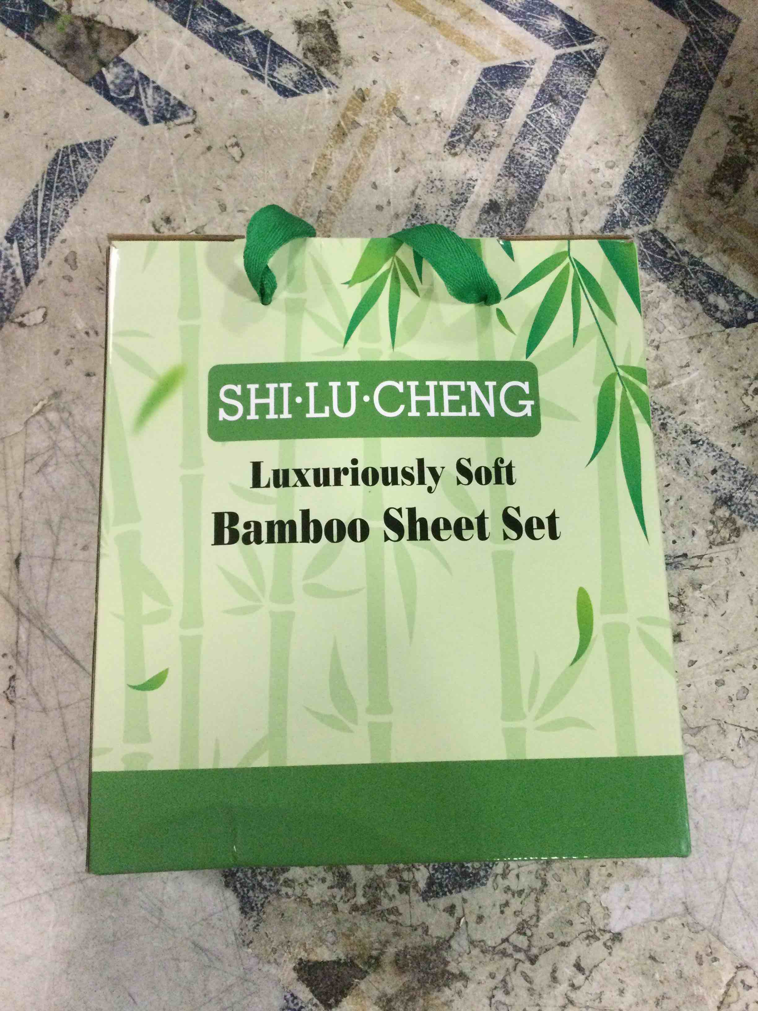 https://s3.amazonaws.com/lotting-images-prod/bidfta/BLU6418646_1722081166055.jpeg