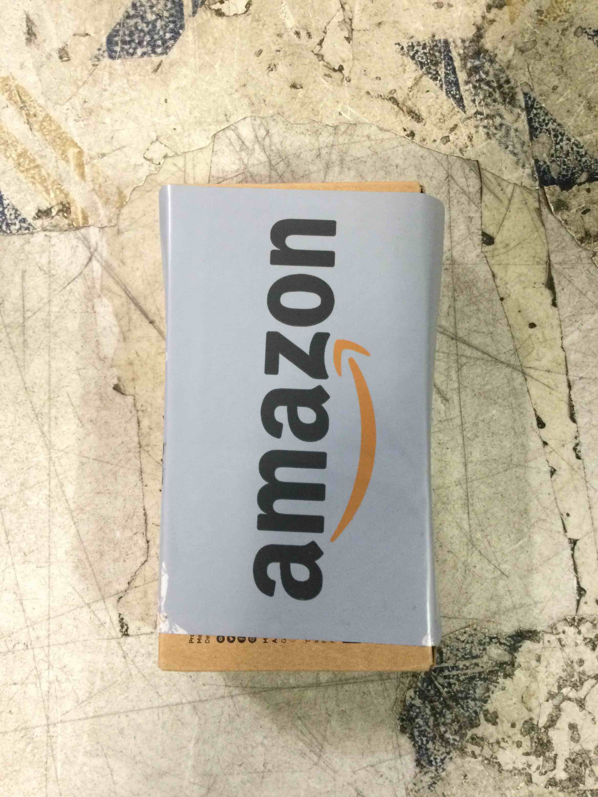 https://s3.amazonaws.com/lotting-images-prod/bidfta/BLU6418737_1722087869064.jpeg