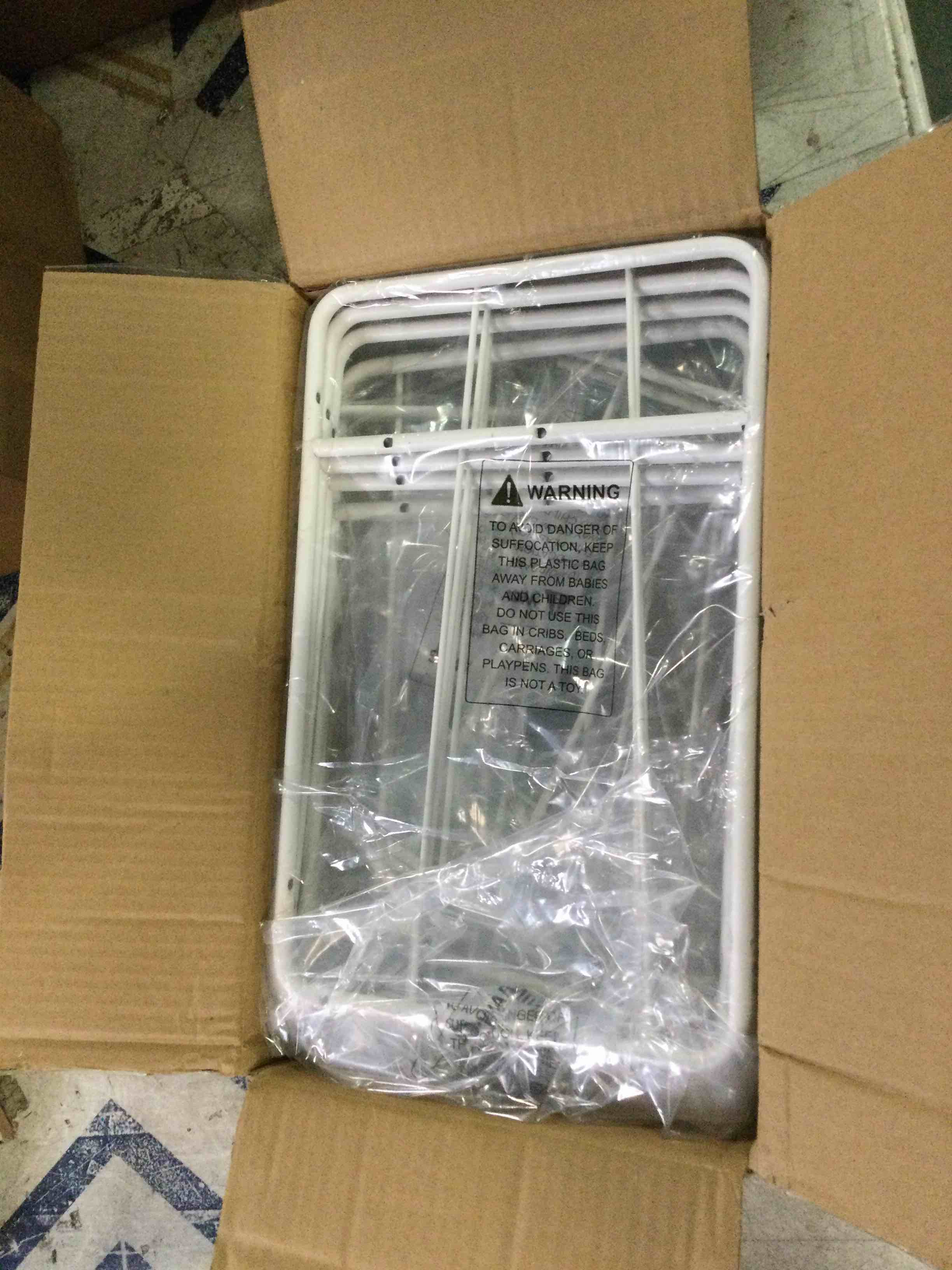 https://s3.amazonaws.com/lotting-images-prod/bidfta/BLU6418761_1722092048171.jpeg