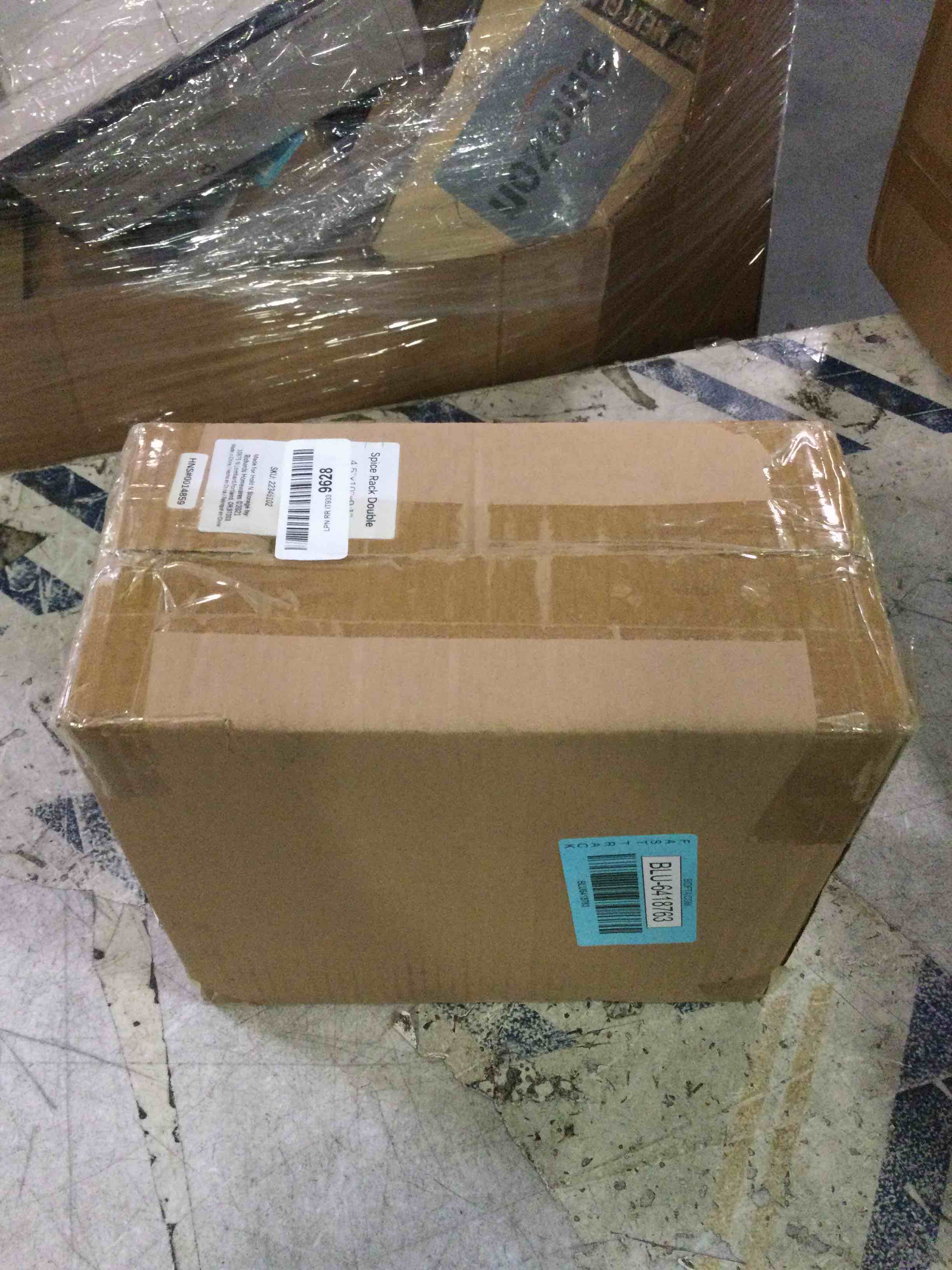https://s3.amazonaws.com/lotting-images-prod/bidfta/BLU6418763_1722092197596.jpeg