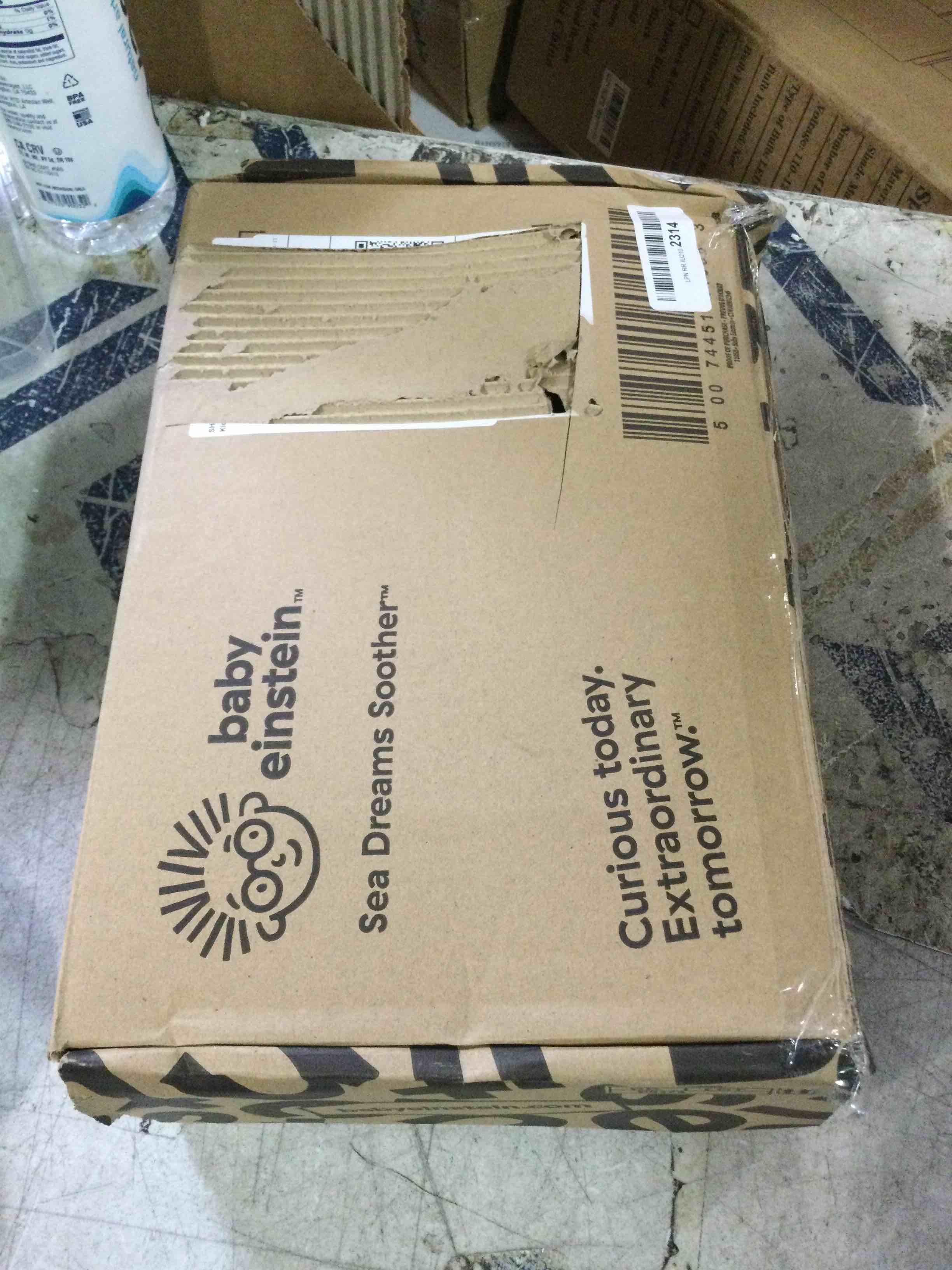 https://s3.amazonaws.com/lotting-images-prod/bidfta/BLU6418811_1722098690457.jpeg