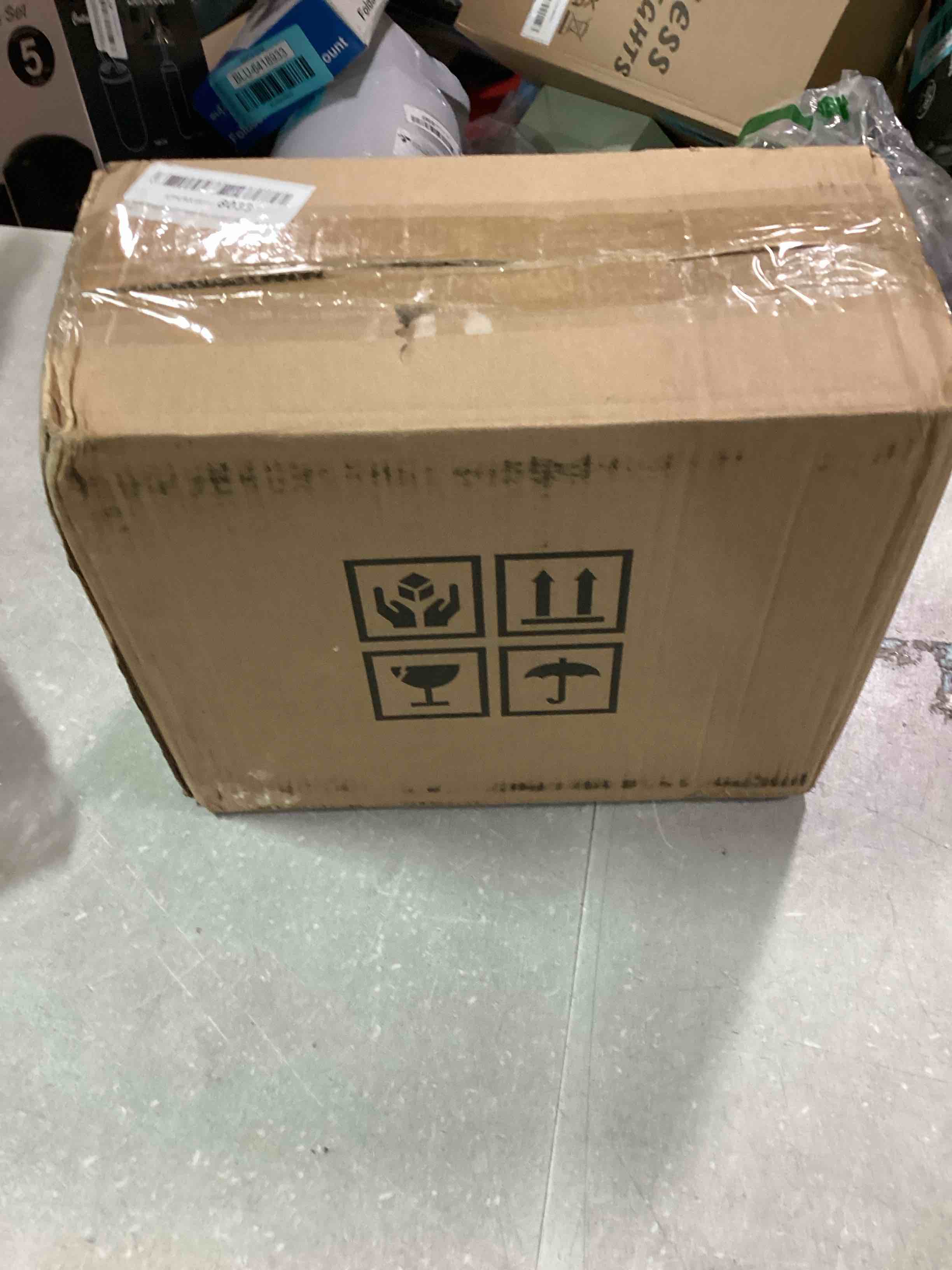 https://s3.amazonaws.com/lotting-images-prod/bidfta/BLU6418935_1722265929255.jpeg