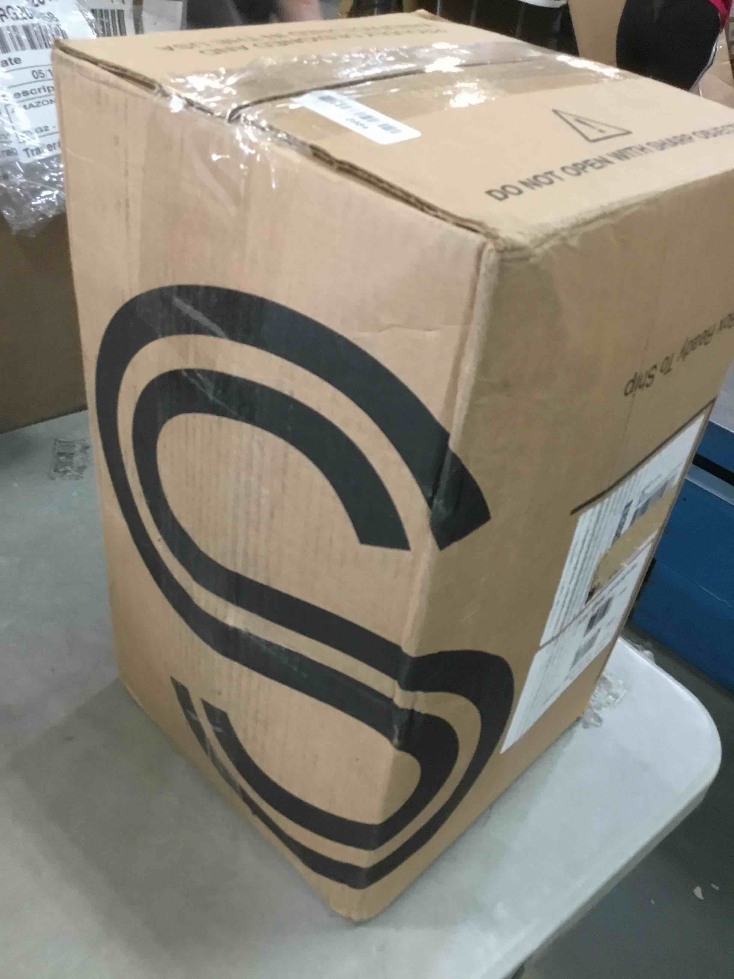 https://s3.amazonaws.com/lotting-images-prod/bidfta/BLU6418976_1715625136996.jpeg