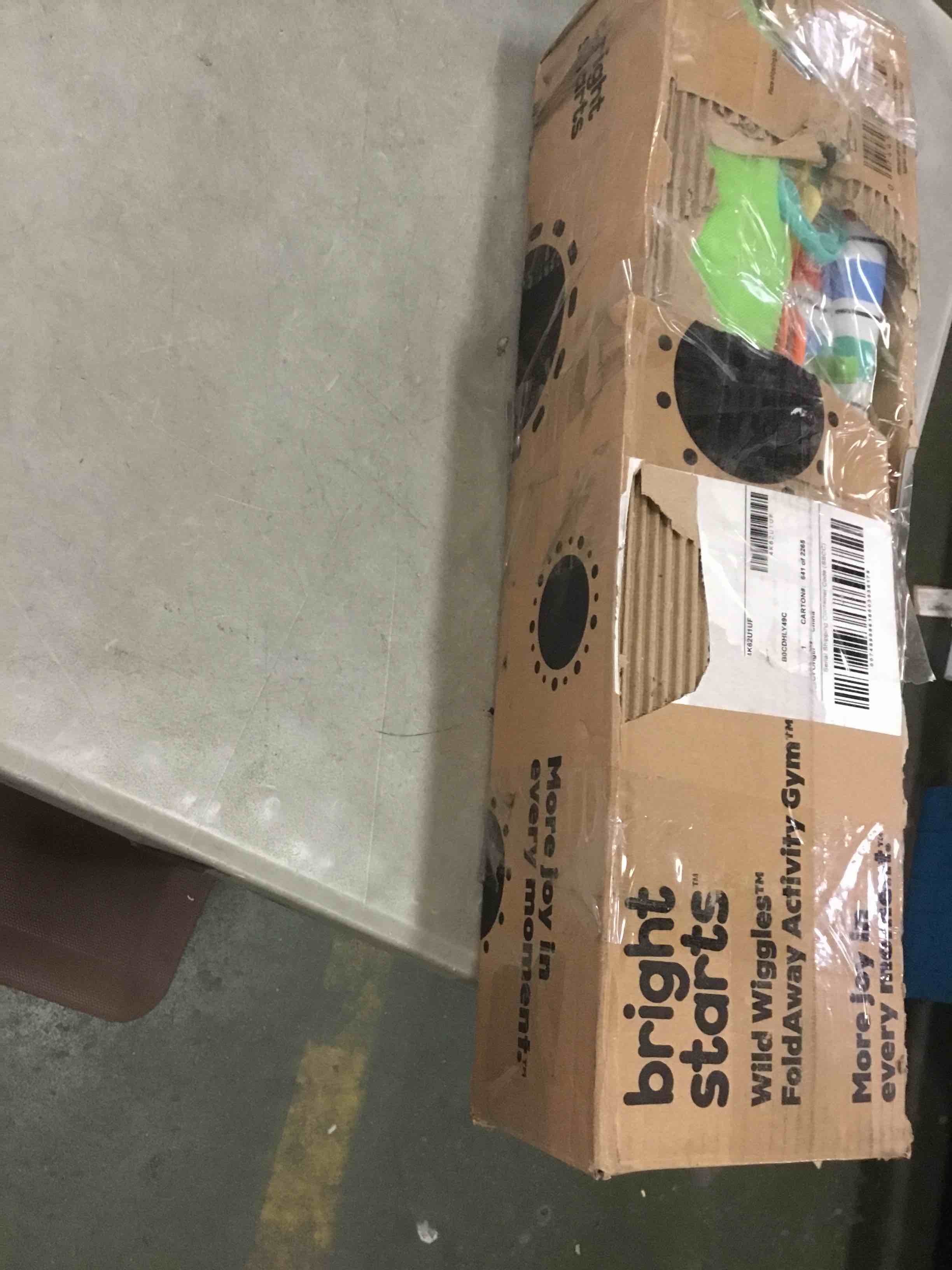 https://s3.amazonaws.com/lotting-images-prod/bidfta/BLU6419008_1715629134599.jpeg
