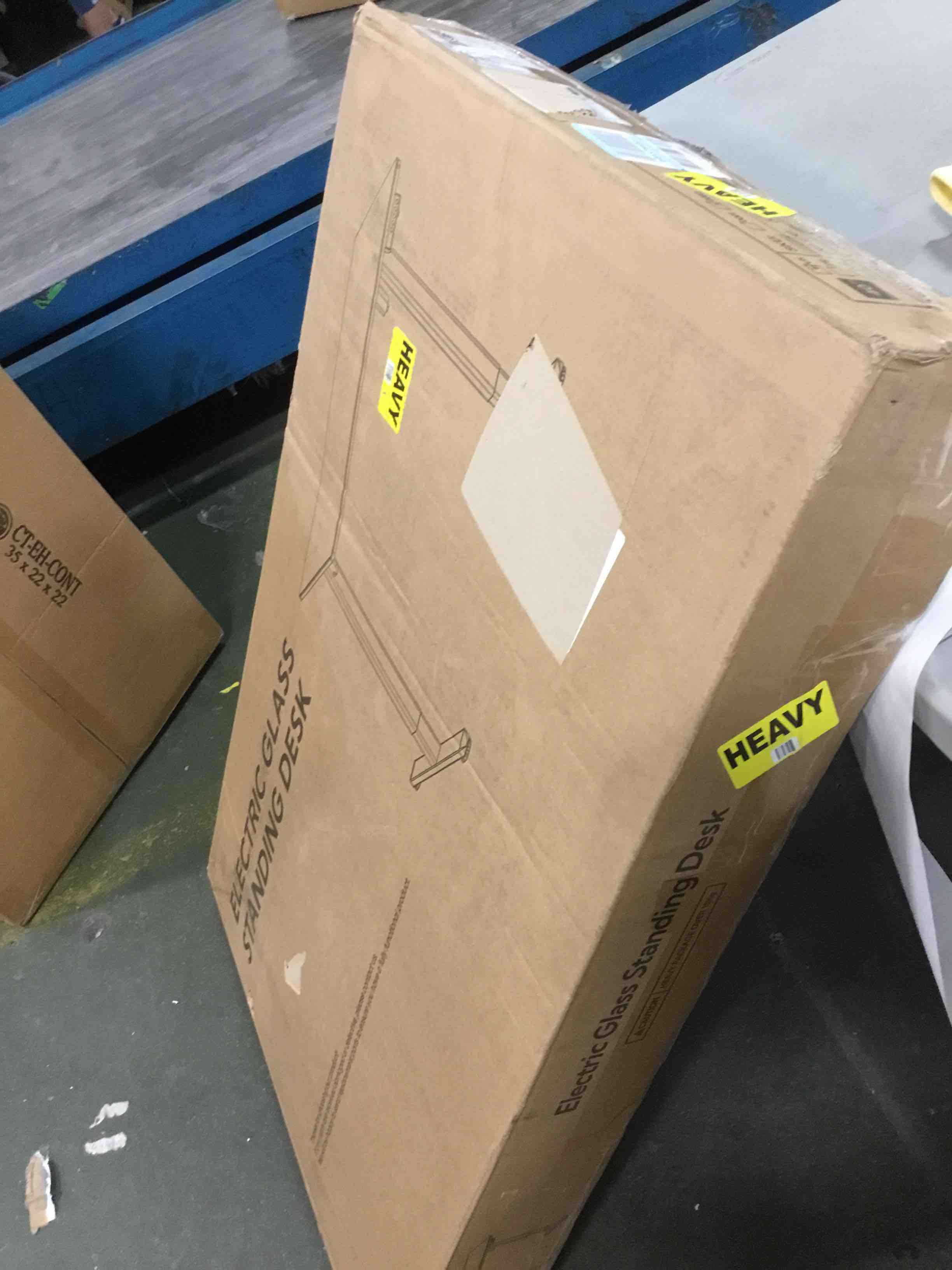 https://s3.amazonaws.com/lotting-images-prod/bidfta/BLU6419082_1715691066144.jpeg