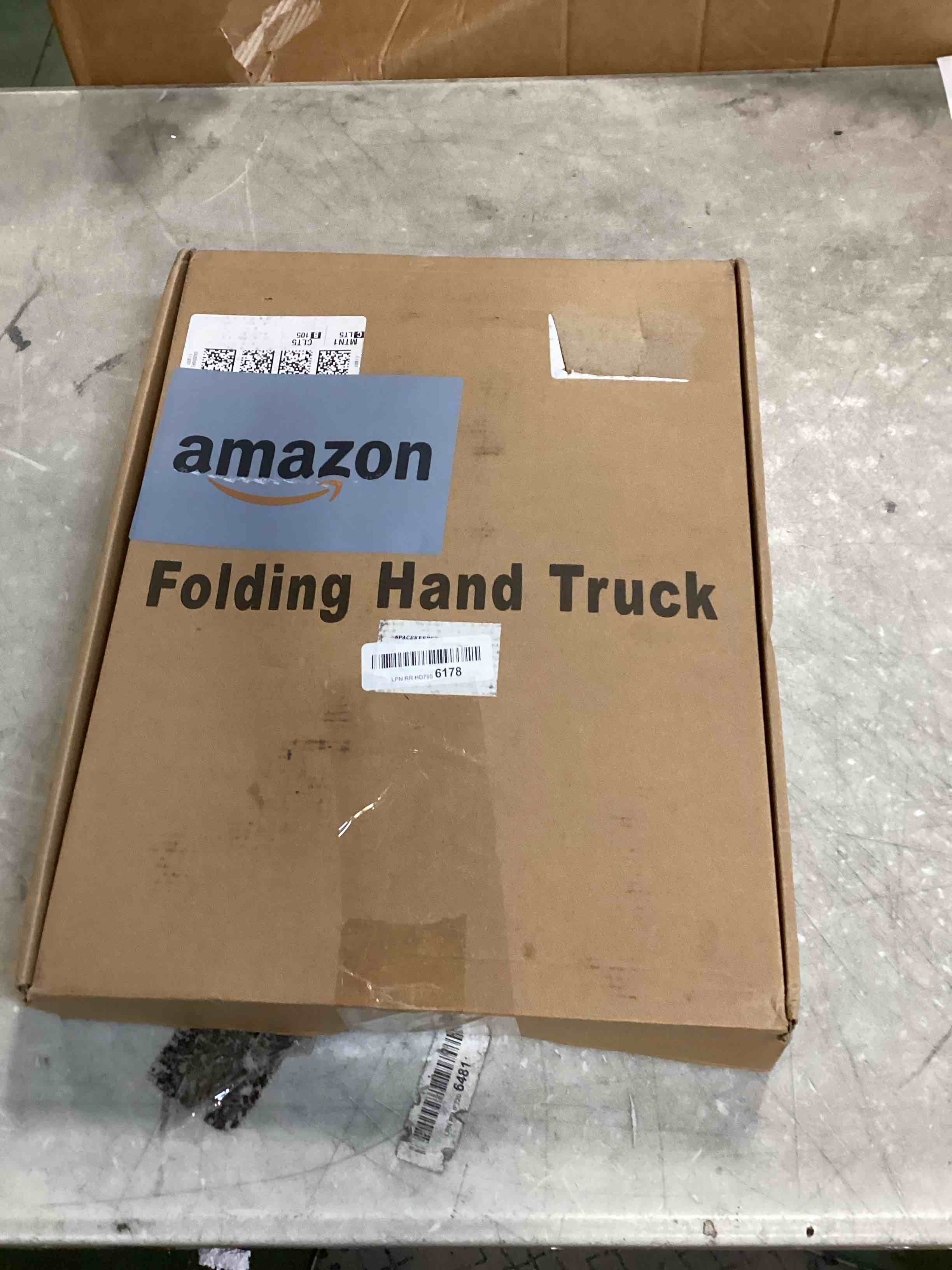 https://s3.amazonaws.com/lotting-images-prod/bidfta/BLU6419945_1717598522375.jpeg