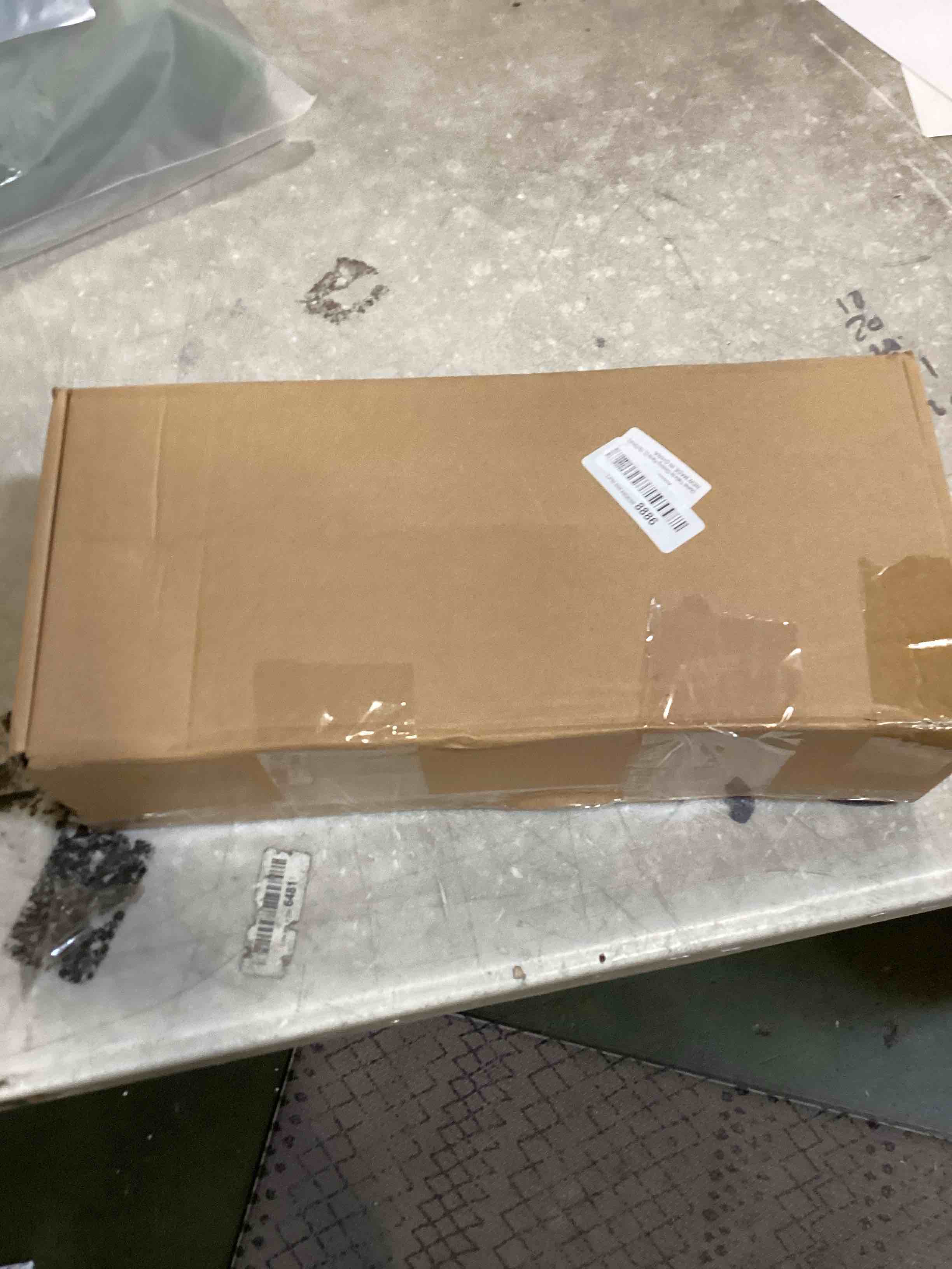 https://s3.amazonaws.com/lotting-images-prod/bidfta/BLU6419969_1717601046676.jpeg