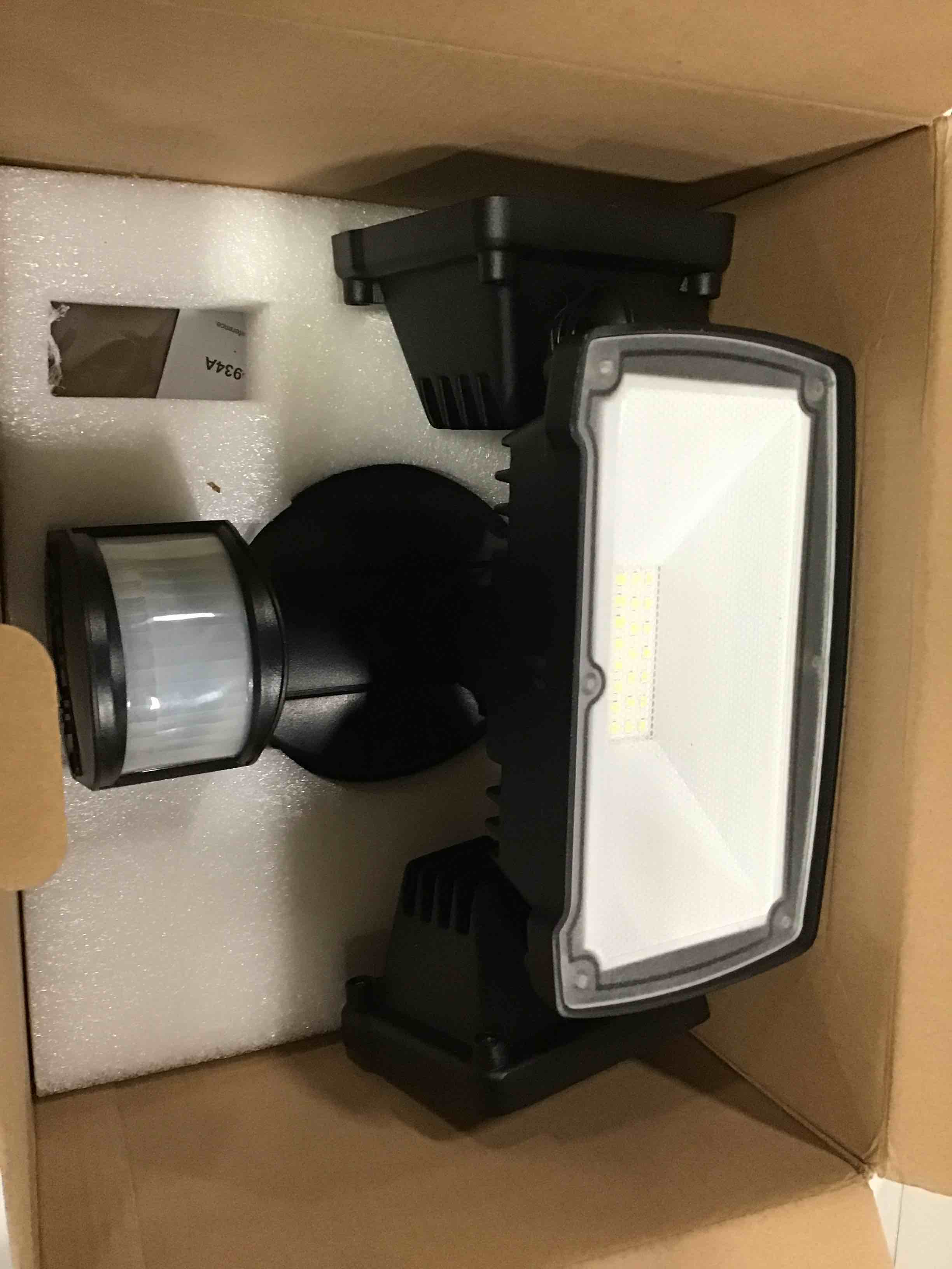 https://s3.amazonaws.com/lotting-images-prod/bidfta/BLU6428282_1718249042133.jpeg
