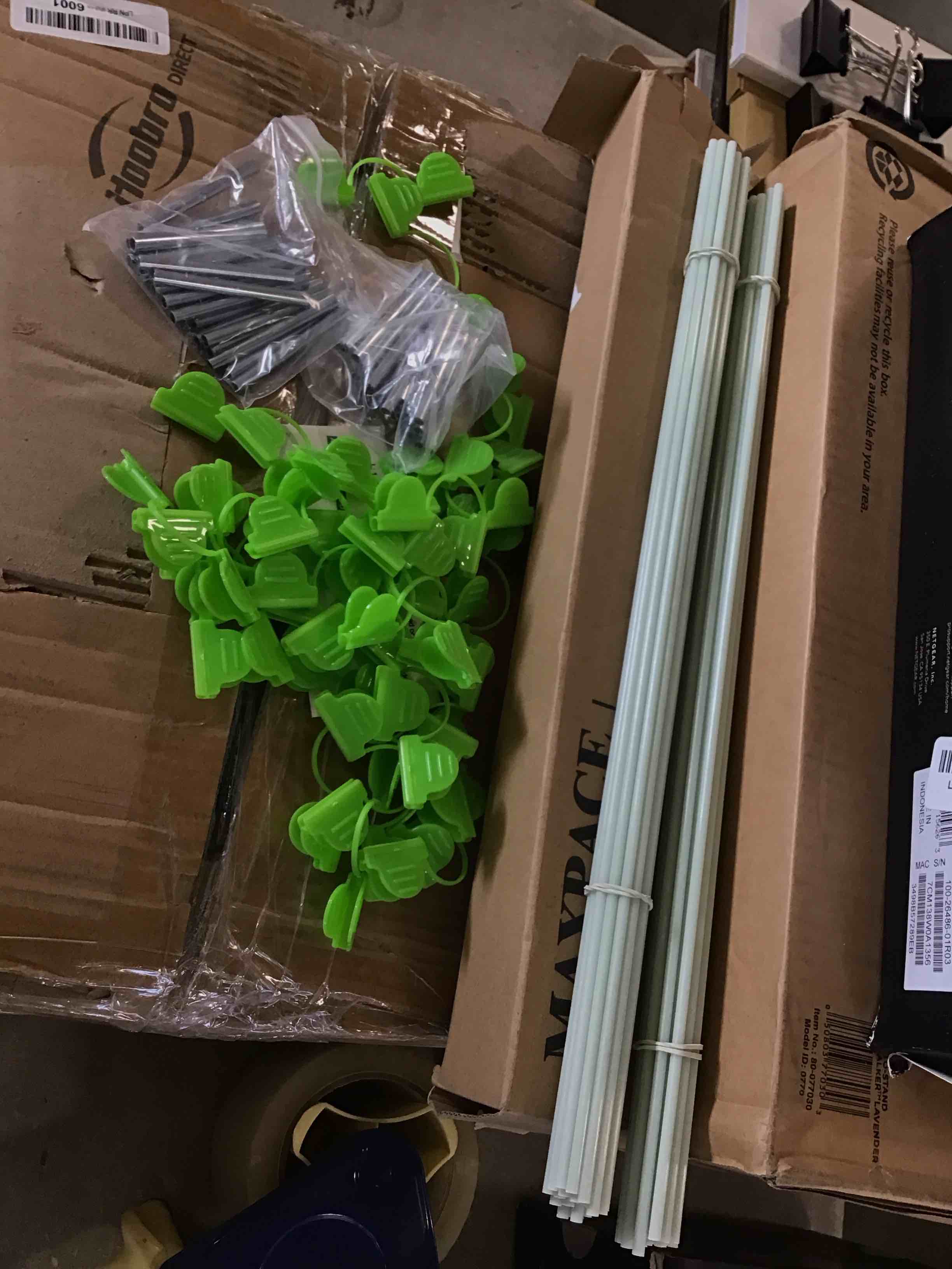 https://s3.amazonaws.com/lotting-images-prod/bidfta/BLU6428683_1718627399940.jpeg