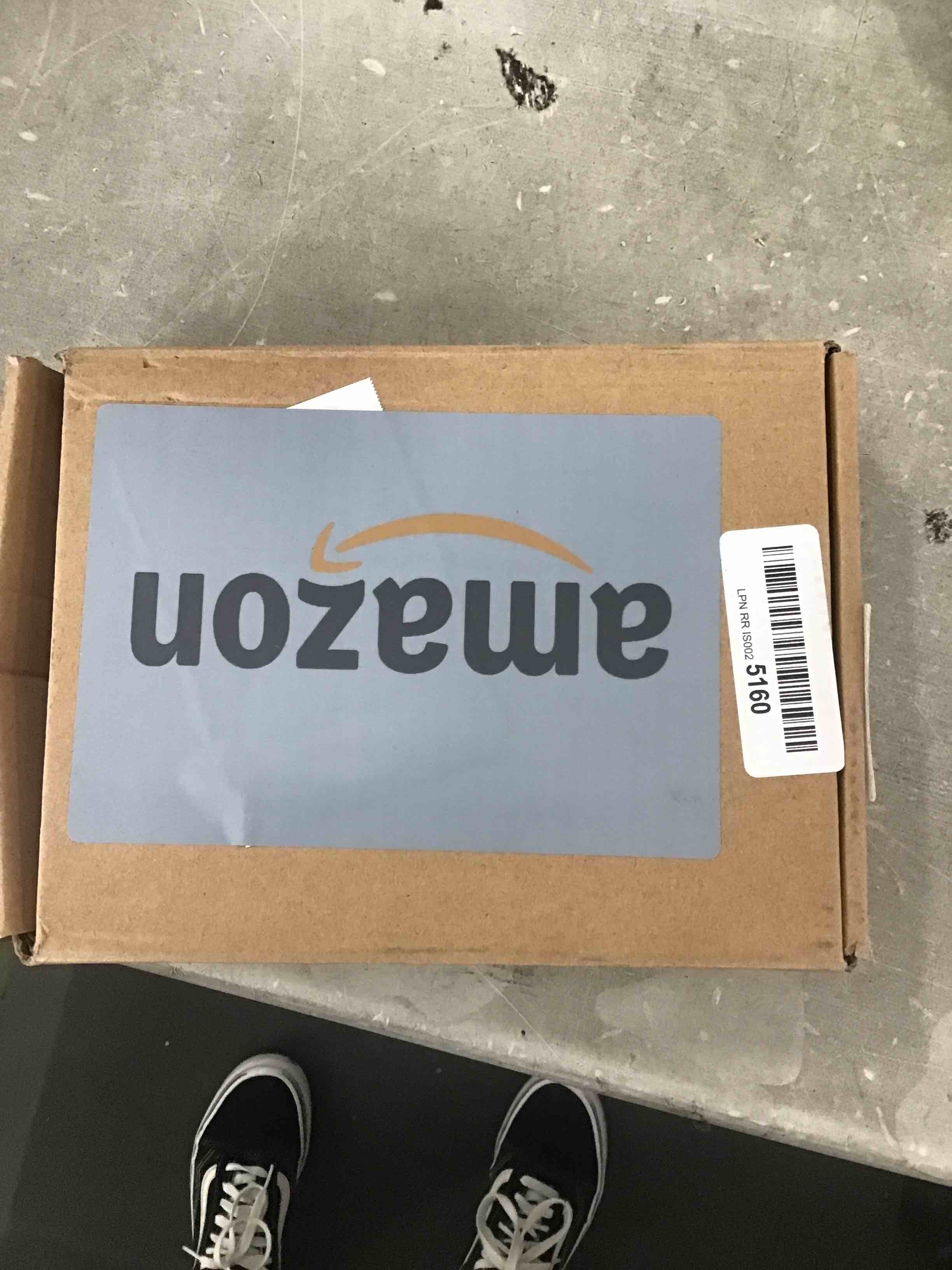 https://s3.amazonaws.com/lotting-images-prod/bidfta/BLU6429361_1719836779539.jpeg
