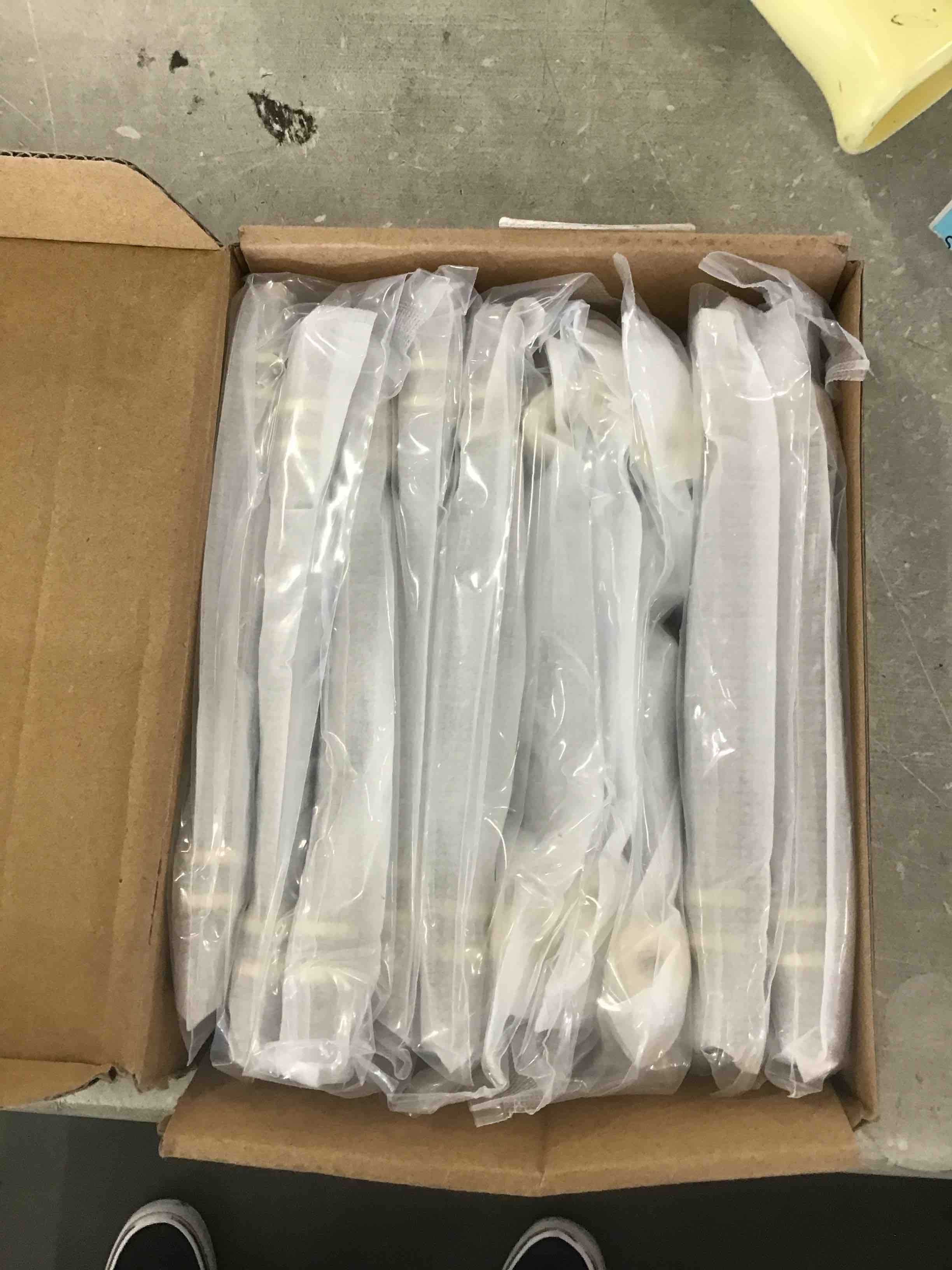 https://s3.amazonaws.com/lotting-images-prod/bidfta/BLU6429361_1719836792180.jpeg