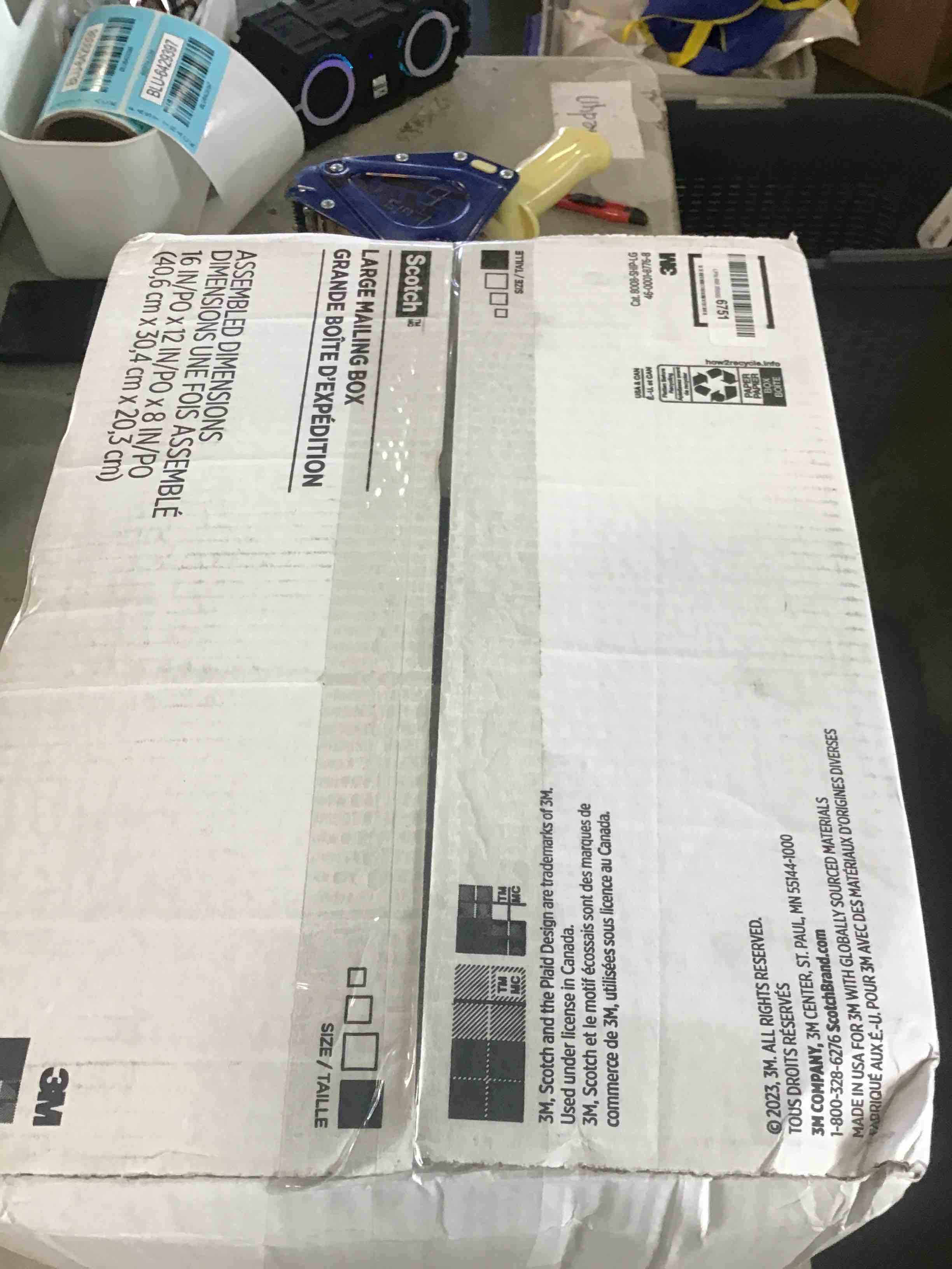https://s3.amazonaws.com/lotting-images-prod/bidfta/BLU6429397_1719841457807.jpeg
