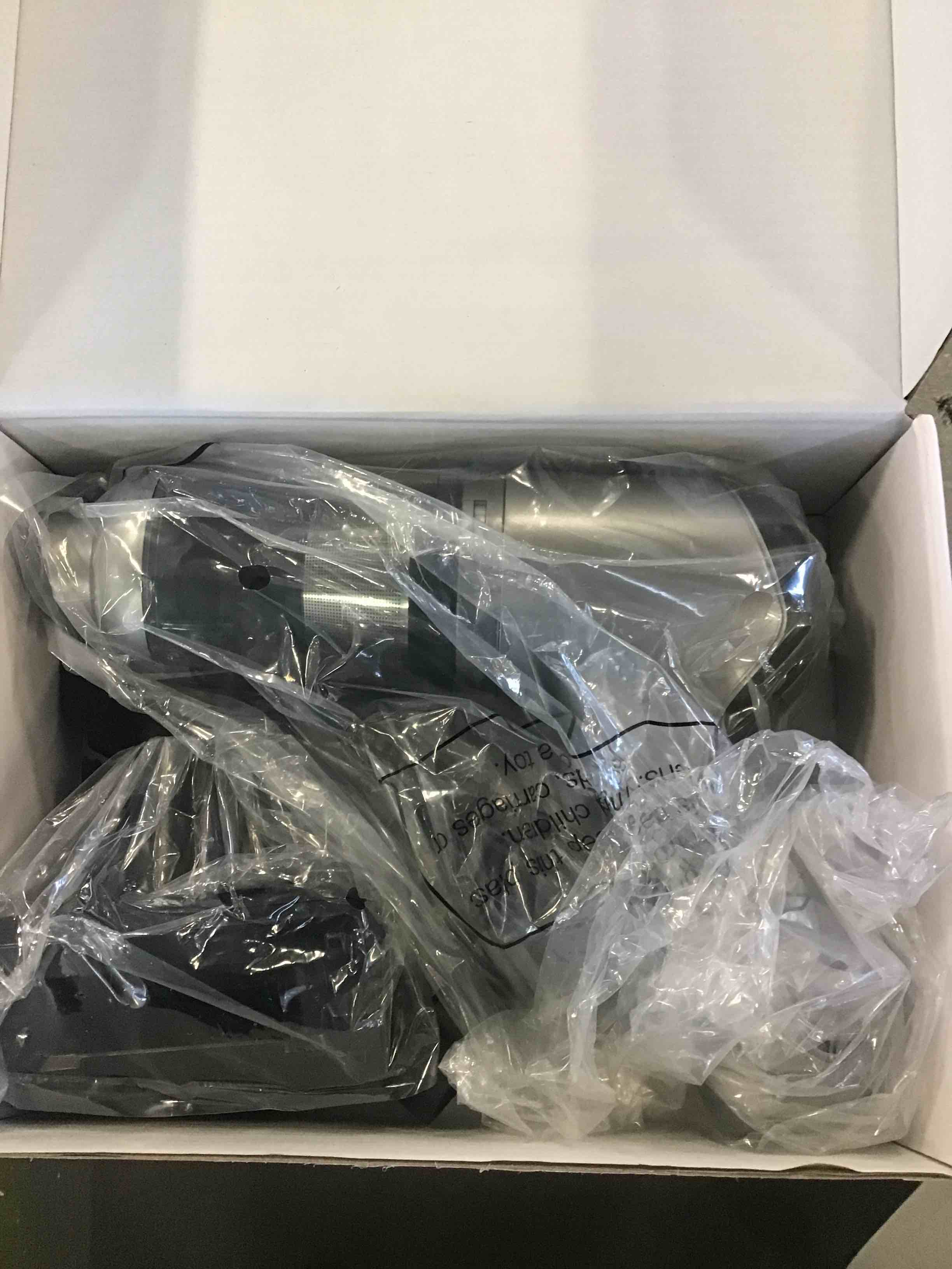 https://s3.amazonaws.com/lotting-images-prod/bidfta/BLU6429440_1719847161499.jpeg