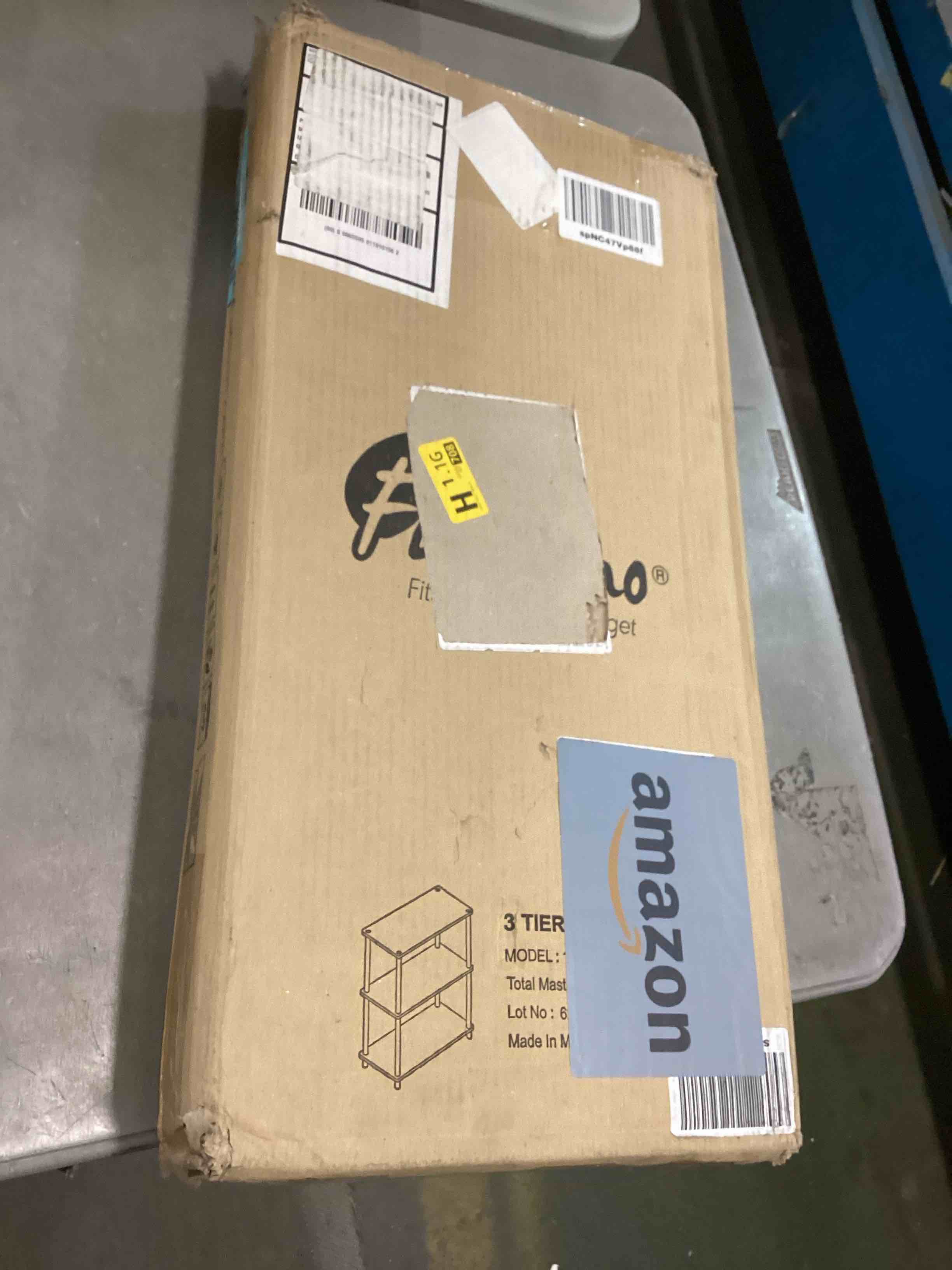 https://s3.amazonaws.com/lotting-images-prod/bidfta/BLU6432097_1718450646889.jpeg