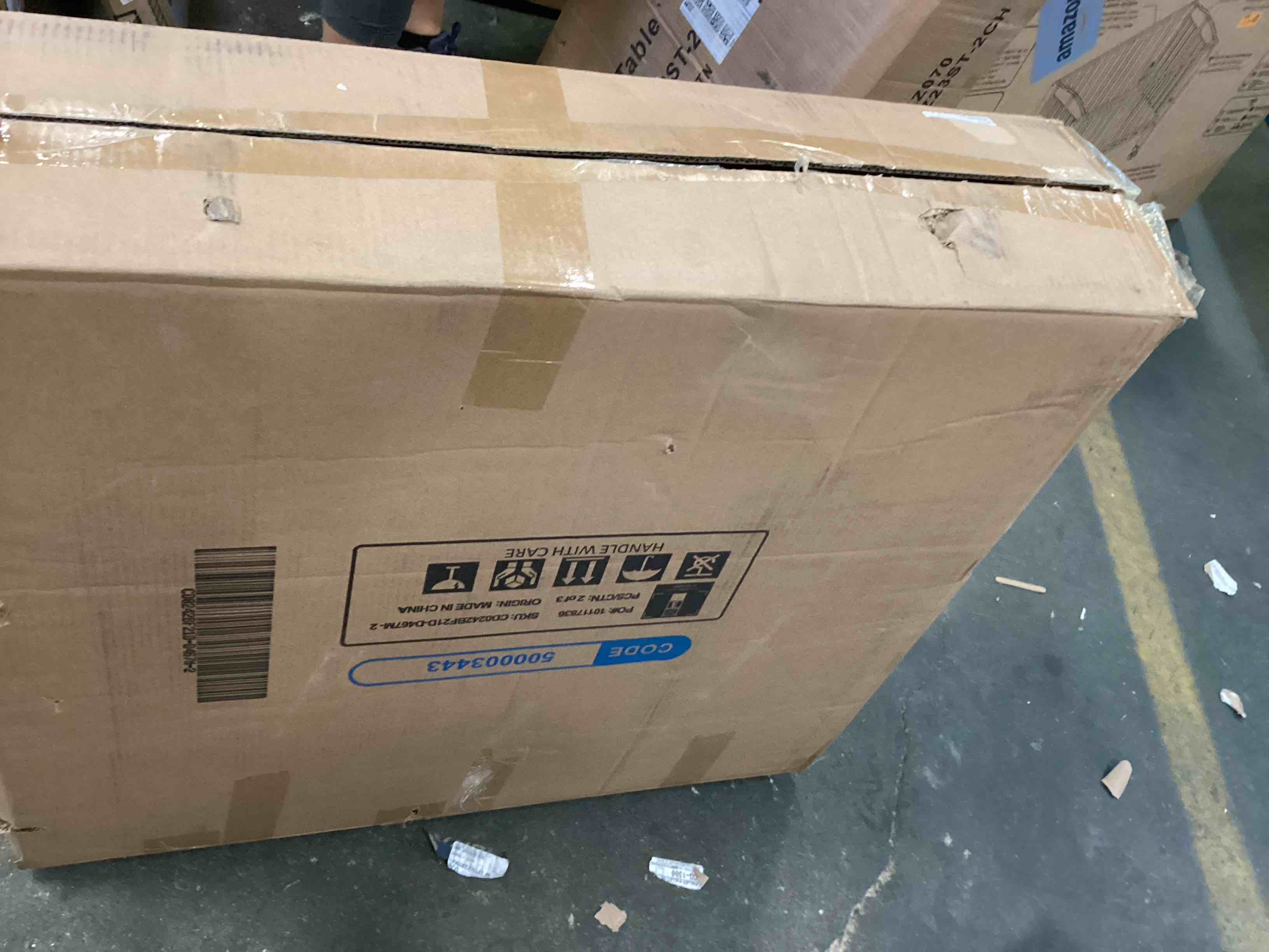https://s3.amazonaws.com/lotting-images-prod/bidfta/BLU6432422_1718637834661.jpeg