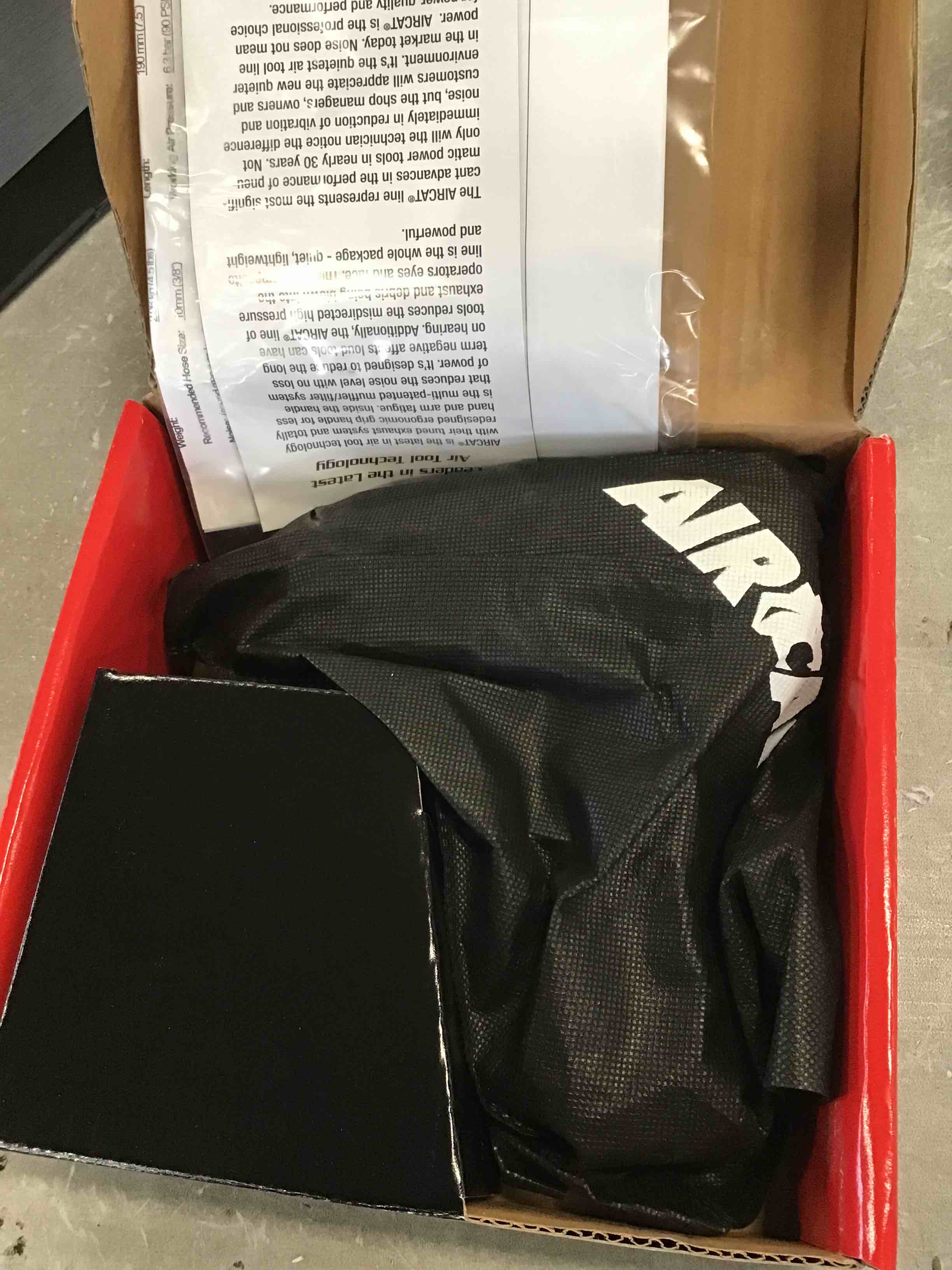 https://s3.amazonaws.com/lotting-images-prod/bidfta/BLU6432477_1717855861621.jpeg