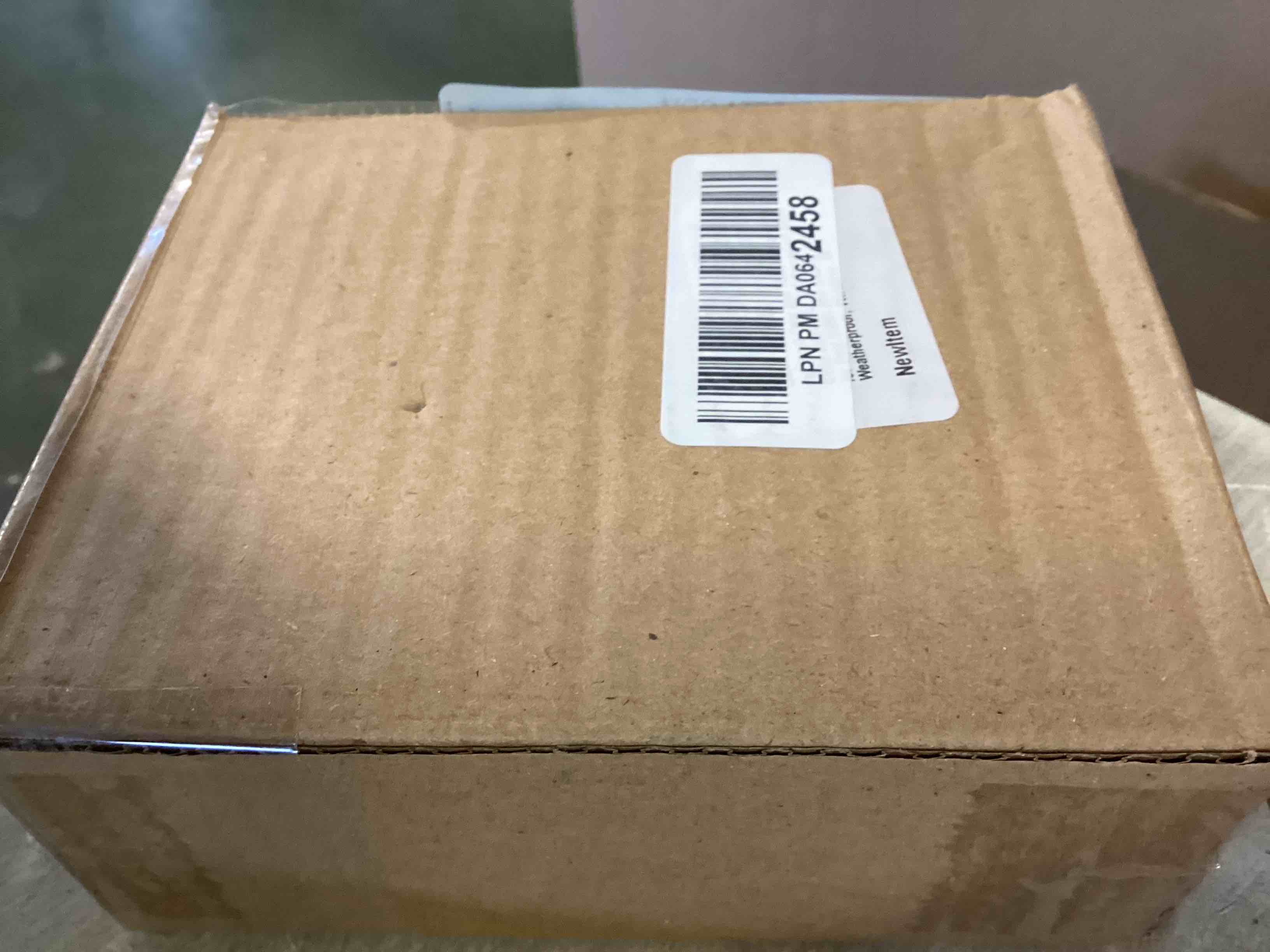 https://s3.amazonaws.com/lotting-images-prod/bidfta/BLU6433768_1718393845887.jpeg