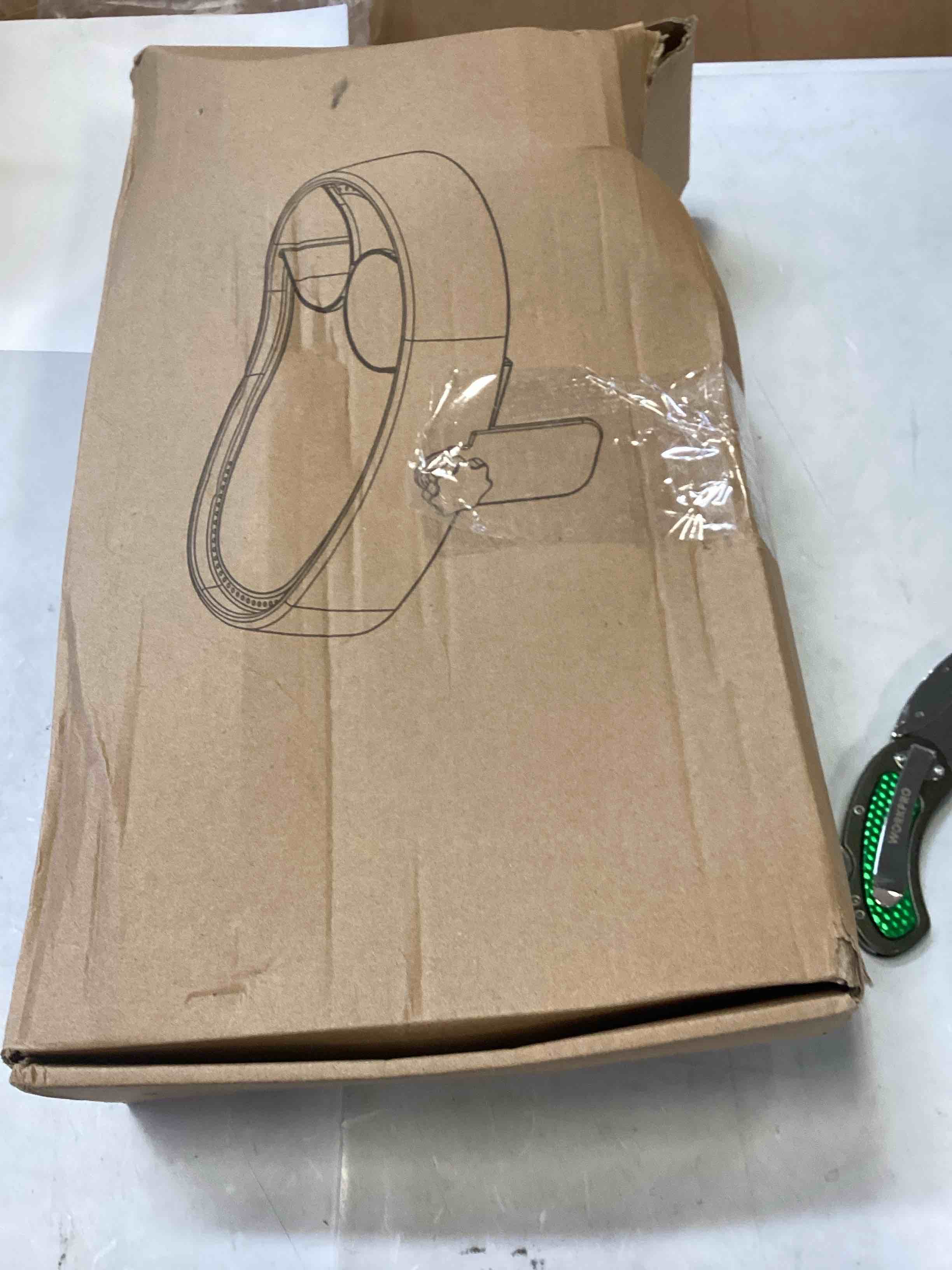 https://s3.amazonaws.com/lotting-images-prod/bidfta/BLU6433862_1718631757433.jpeg