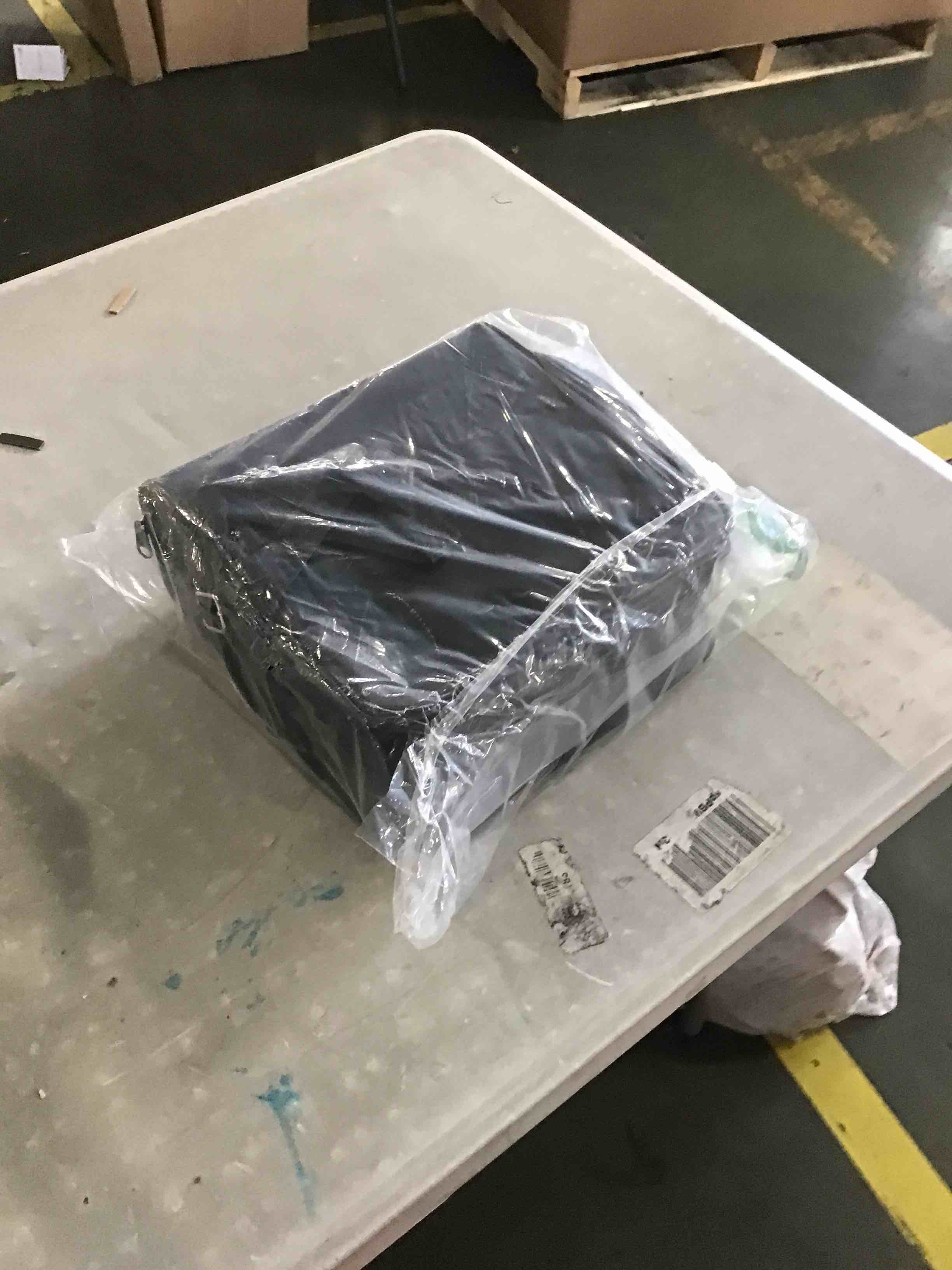 https://s3.amazonaws.com/lotting-images-prod/bidfta/BLU6435468_1717789644265.jpeg