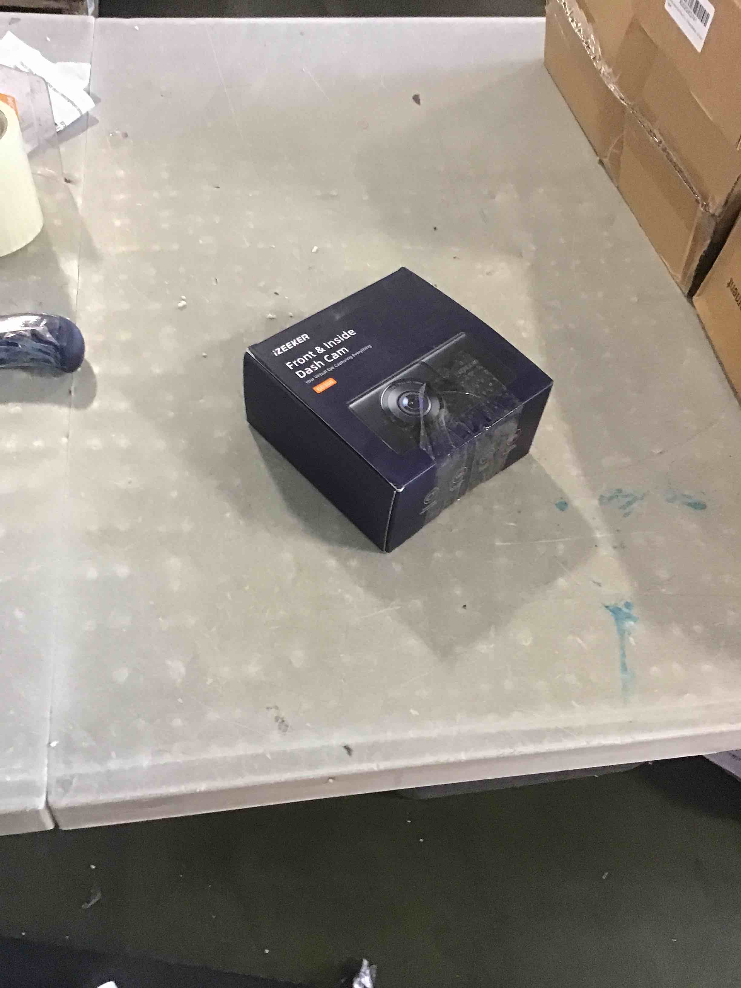 https://s3.amazonaws.com/lotting-images-prod/bidfta/BLU6435483_1717790804144.jpeg